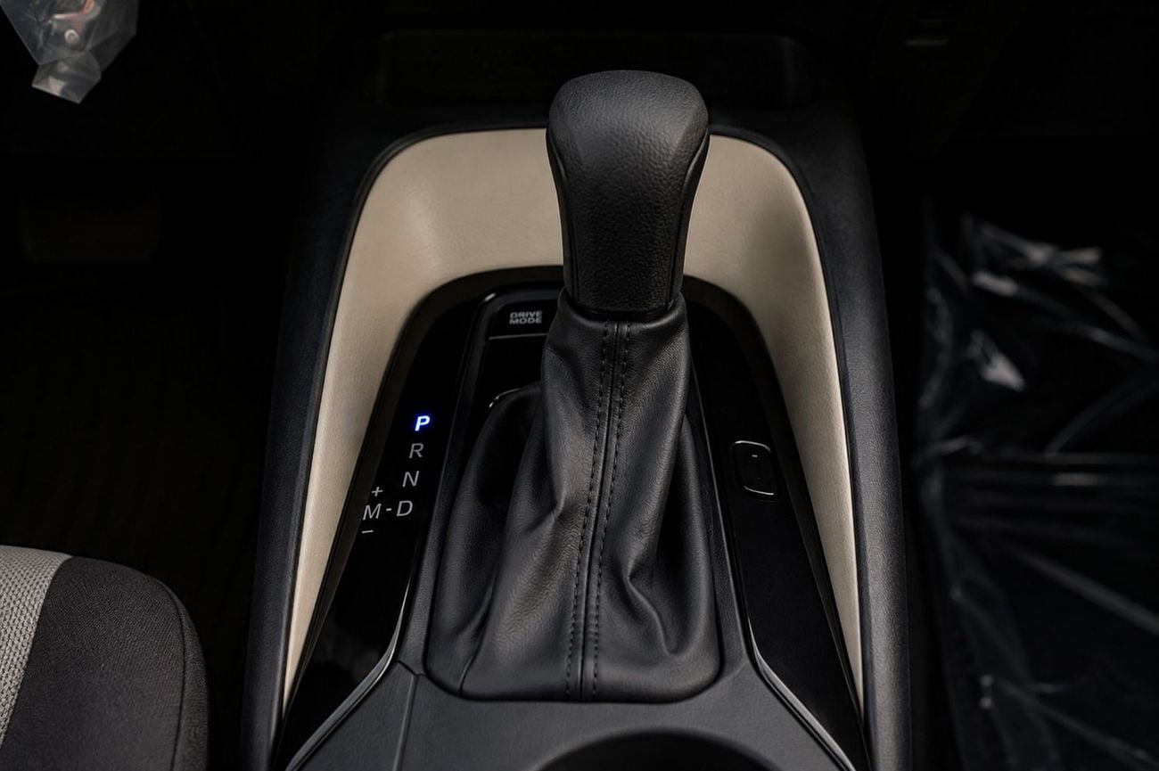 تويوتا كورولا XLI 2.0L 4-Cylinder Dual VVT-i Petrol