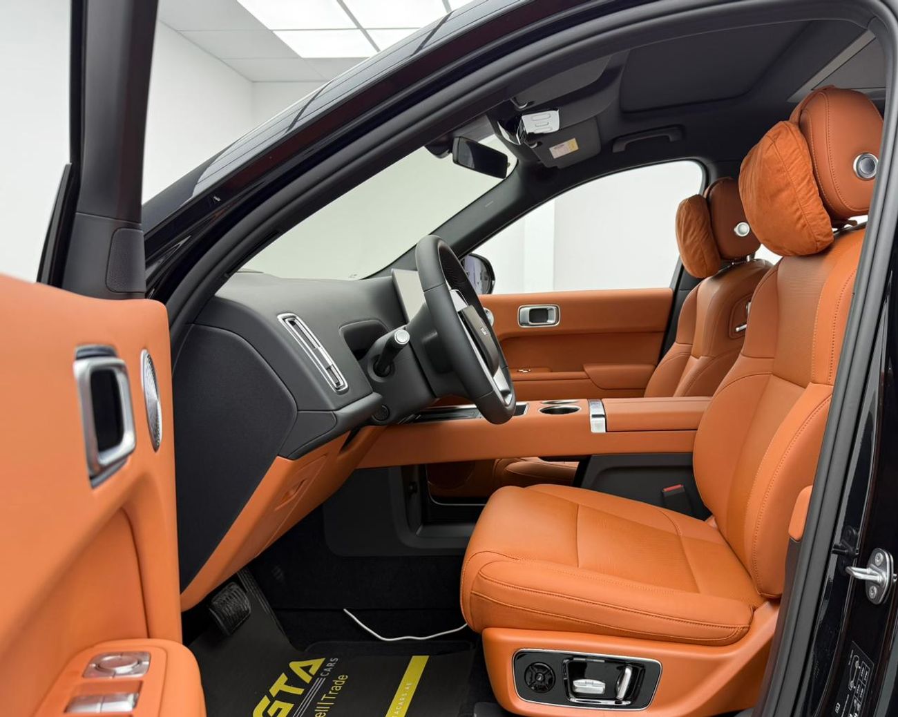 Li Auto L9 2025 Li Xiang L9 Ultra Hybrid, GCC Map Upgraded, Brand New Car, 1 Year Warranty Unlimited