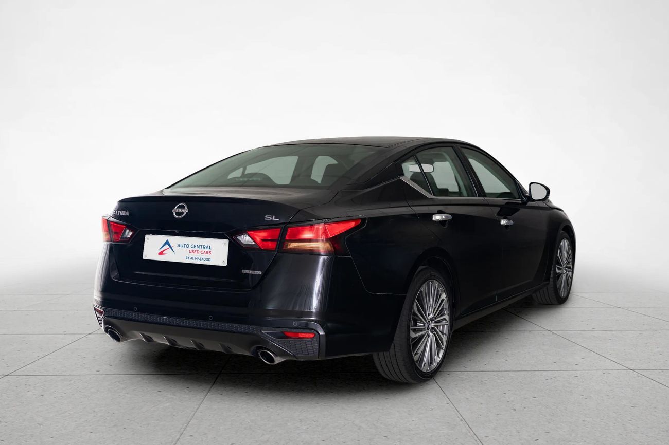 Nissan Altima SL 2.5L SL 2.0