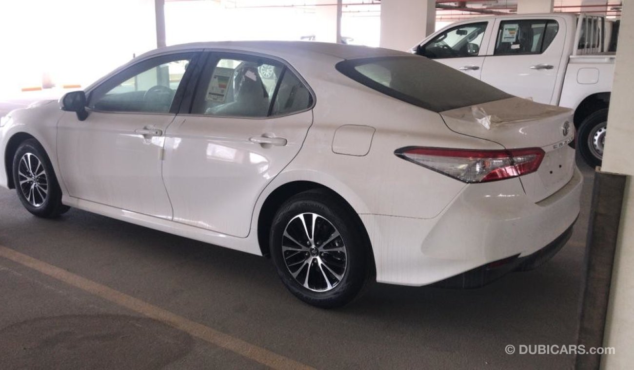 Toyota Camry 2.5L 2019 LE