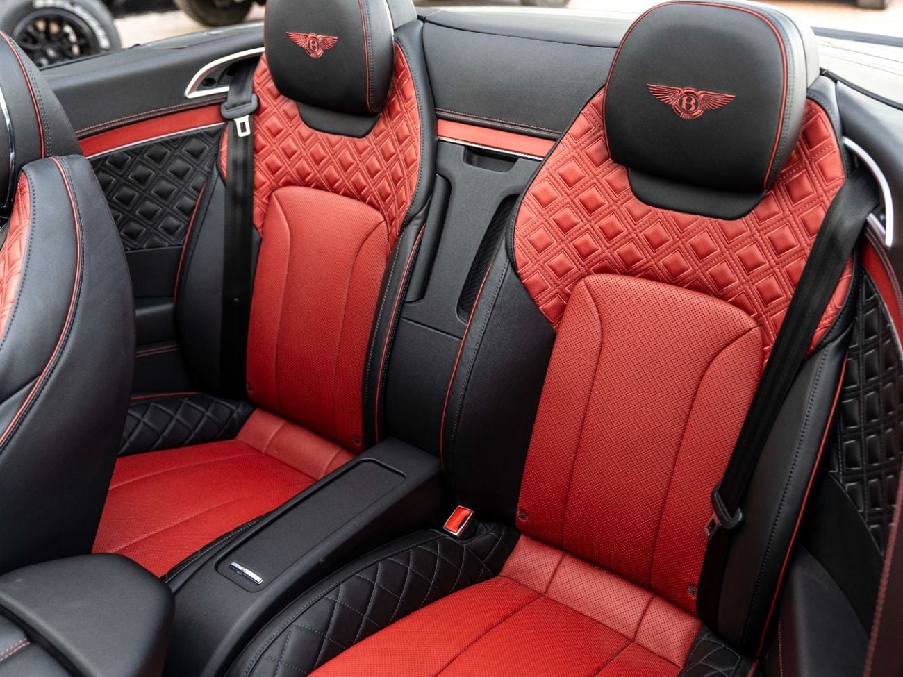 Bentley Continental GT 4.0T V8