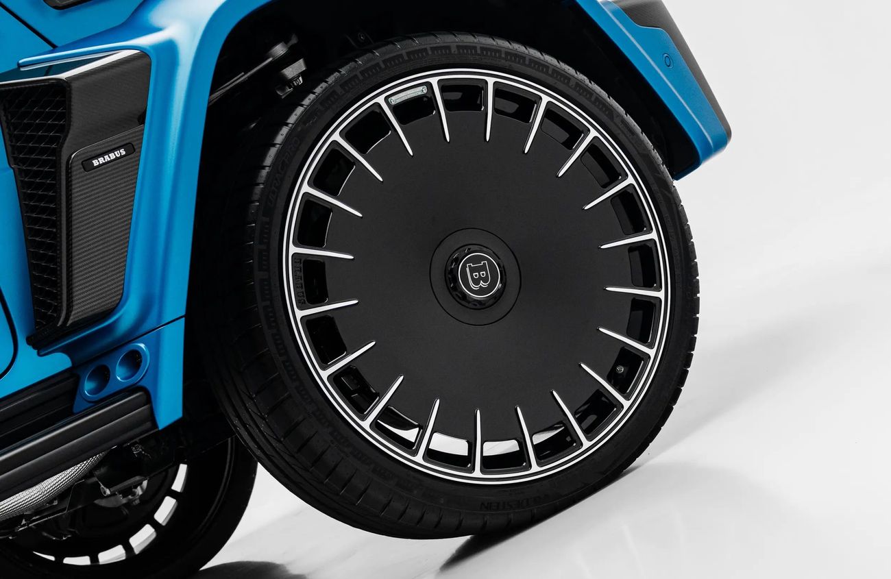 برابوس 800 - مرسيدس-AMG G 63 4.0L V-8 Twin-Turbocharged Engine + eMotor