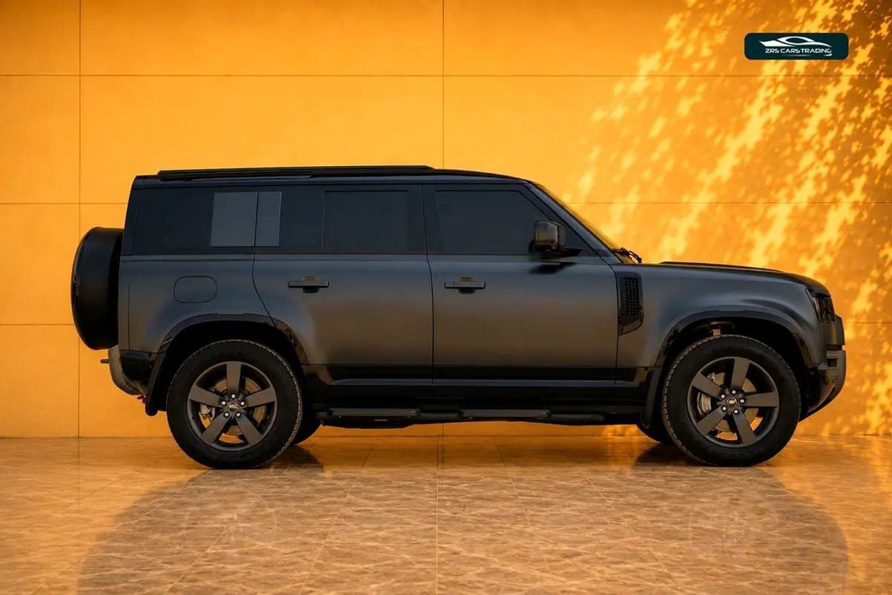 Land Rover Defender 110 X Dynamic HSE GCC Specs / Al Tayer Warranty + Service