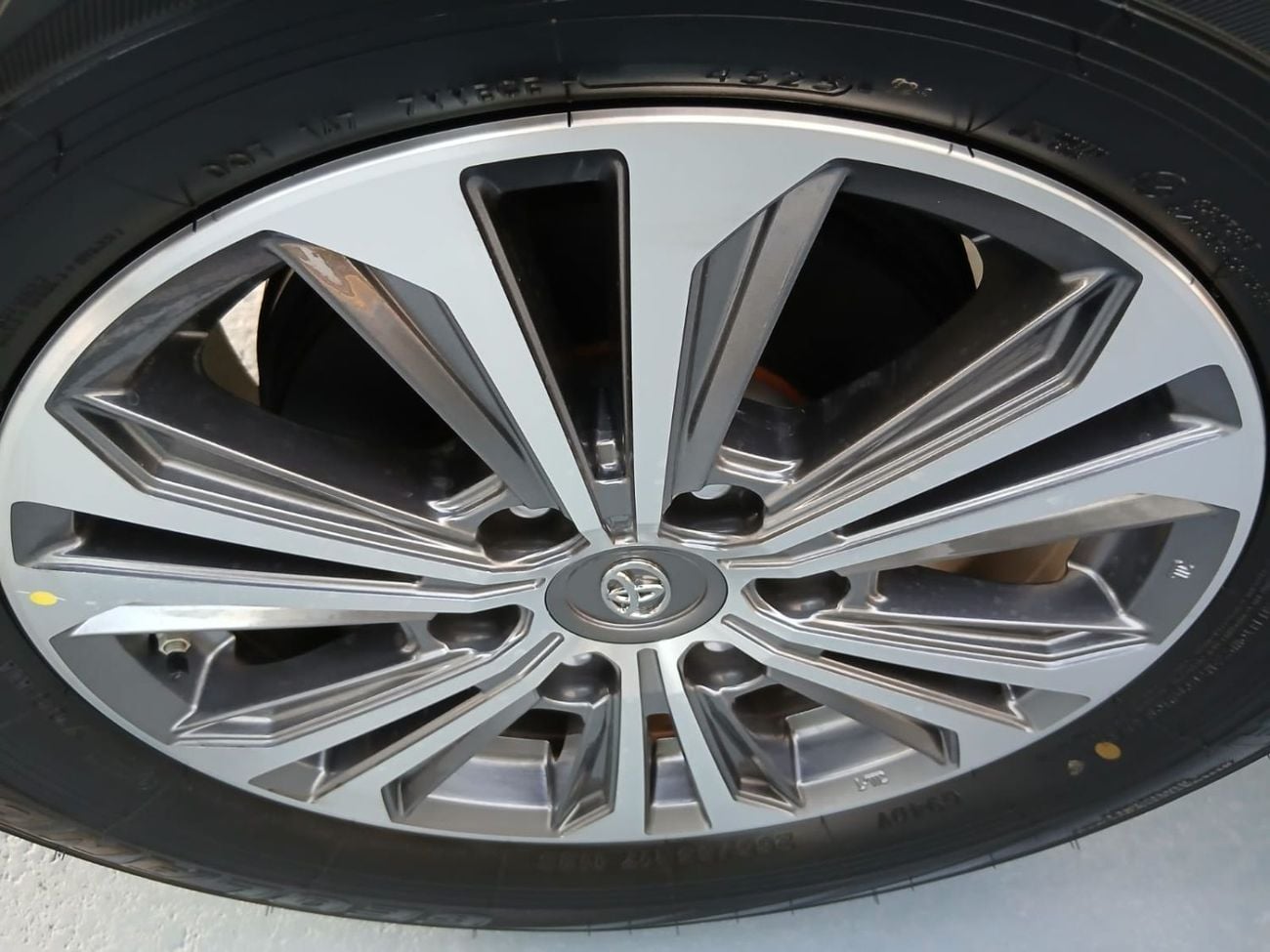 Toyota Hilux Toyota Hilux Country Double Cab 2.8L 4x4 Turbo Diesel | Saudi Specifications | Brand New 0KM | Expor