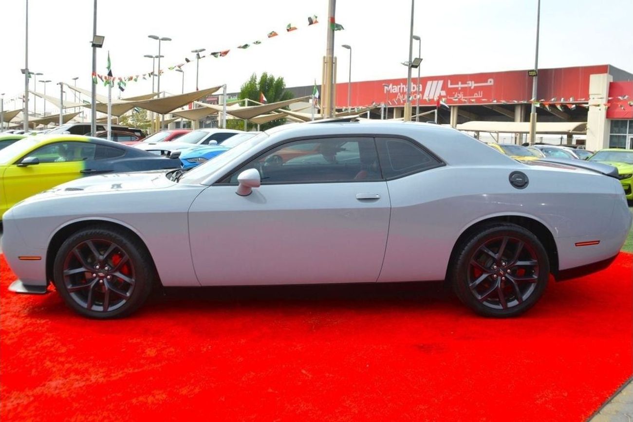 Dodge Challenger SXT Plus 3.6L THE MOST BEAUTIFUL COLOR/ FULL OPTION- SUN ROOF -ORGINAL AIR BAGS