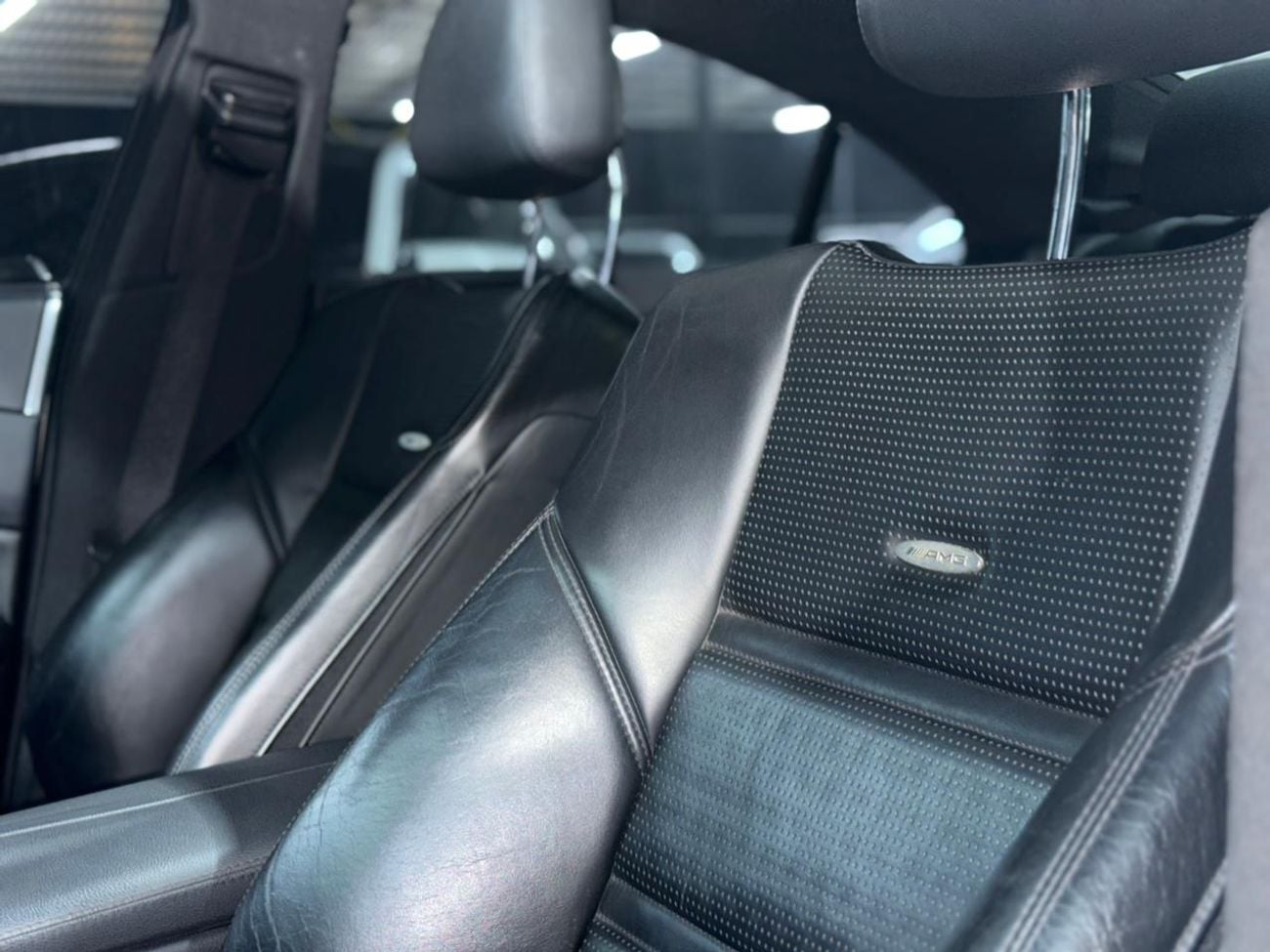 Mercedes-Benz CLS 63 AMG Std 5.0L