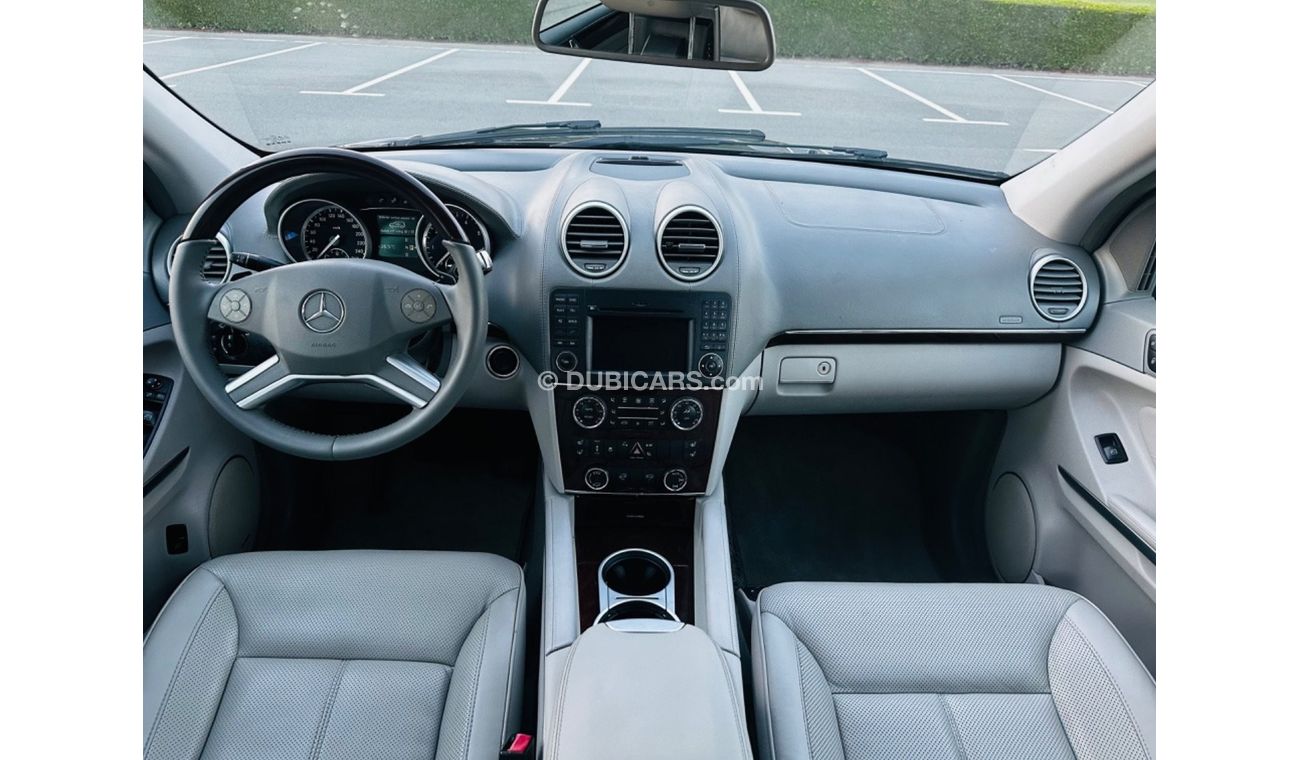 مرسيدس بنز GL 500 موديل 2012 خليجي فل مواصفات بانوراما ومثبت سرعه وتحكم كهربي كامل وبانوراما وكراسي جلد