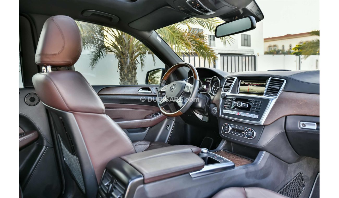 Mercedes-Benz ML 500 AMG Kit - Fully Loaded - GCC - AED 2,037 Per Month - 0% DP
