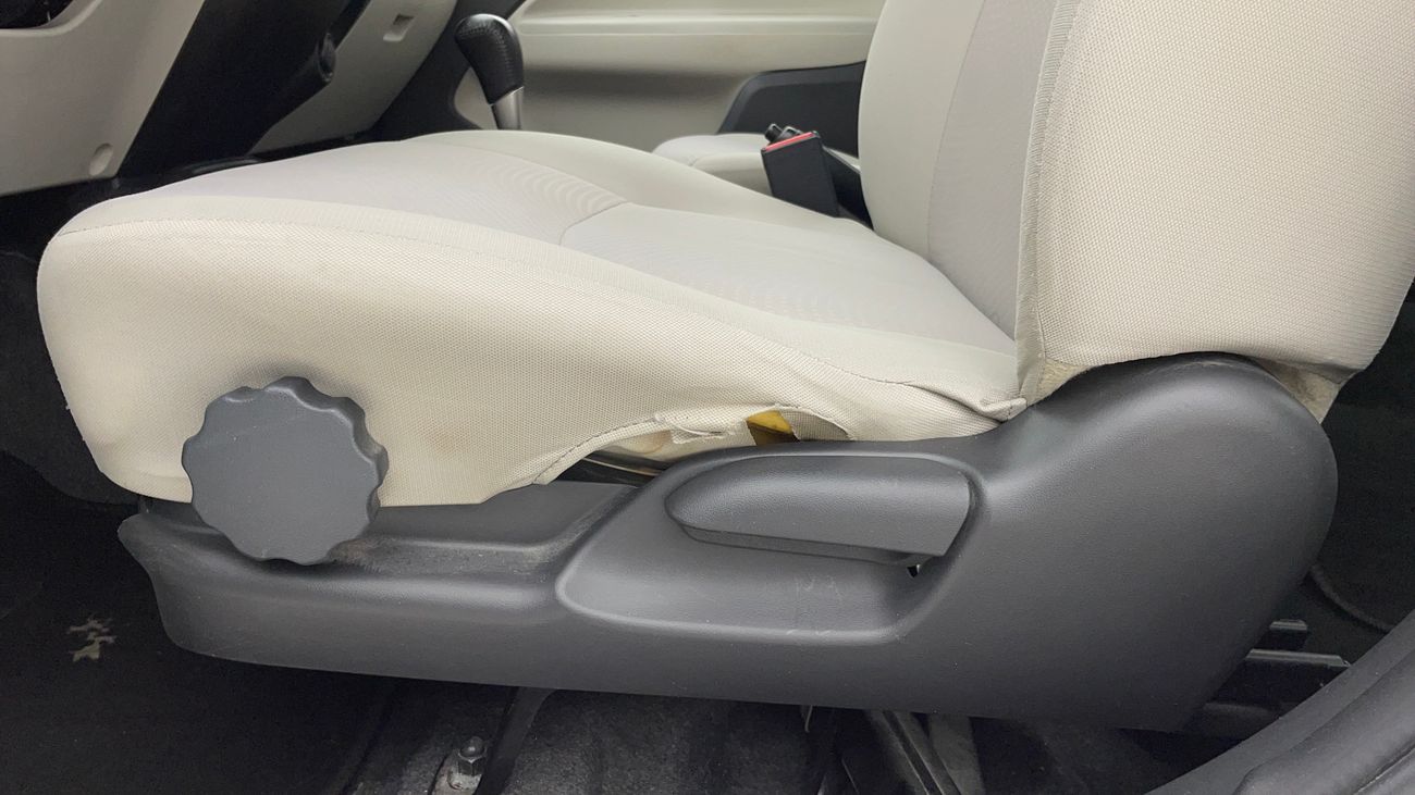 ميتسوبيشي اتراج GLX MIDLINE 1.2 | بدون دفعة مقدمة | اختبار قيادة مجاني للمنزل