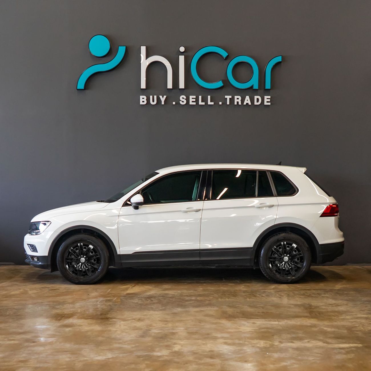 Volkswagen Tiguan SE 2.0L 1,118 pm • 0% Downpayment • SE • 1 Year Warranty