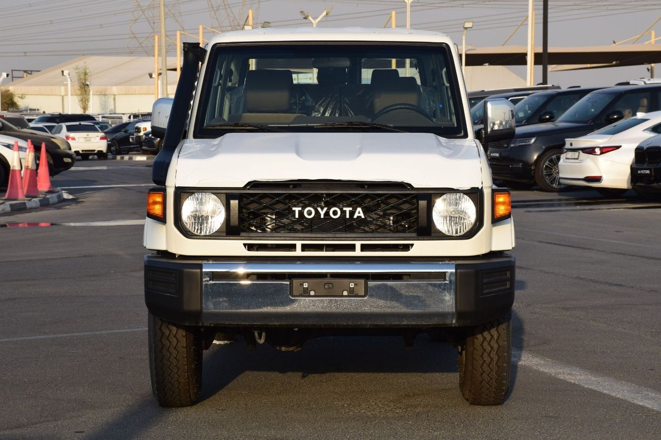 Toyota Land Cruiser LC 78 HARDTOP