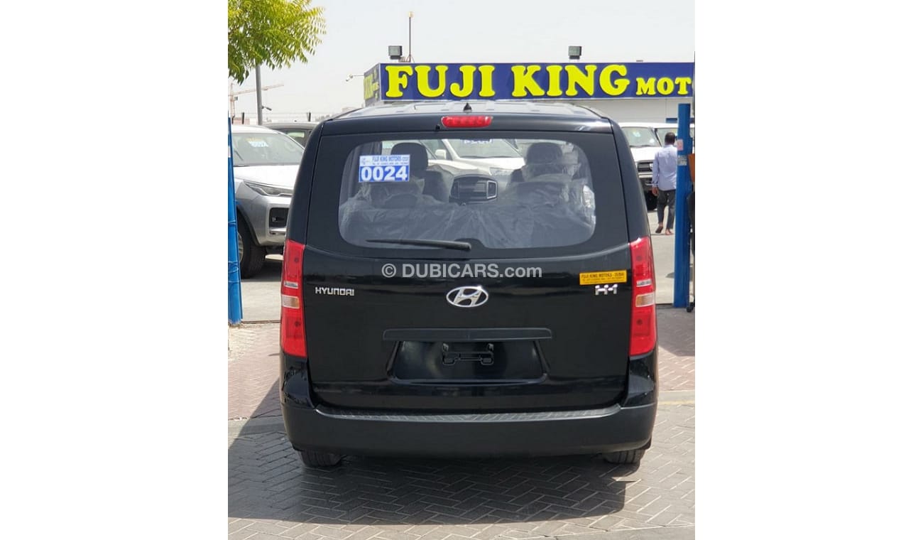 Hyundai H-1 VAN - MANUAL 5DOOR 12-SEATER (DIESEL)