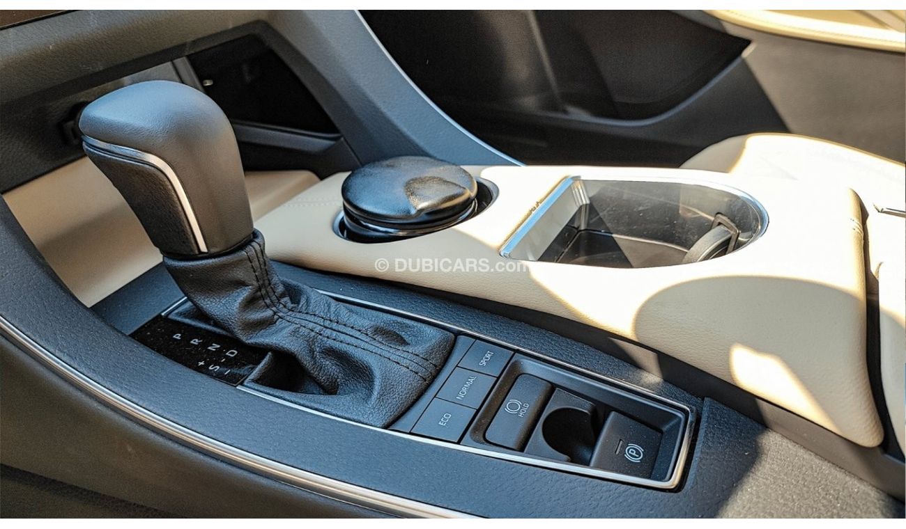 Toyota Avalon XLE Особенности интерьера   ABS+EBD+BA+VSC+TRC+HSA(HiII Start Assist)   Розетка для аксессуаров   По