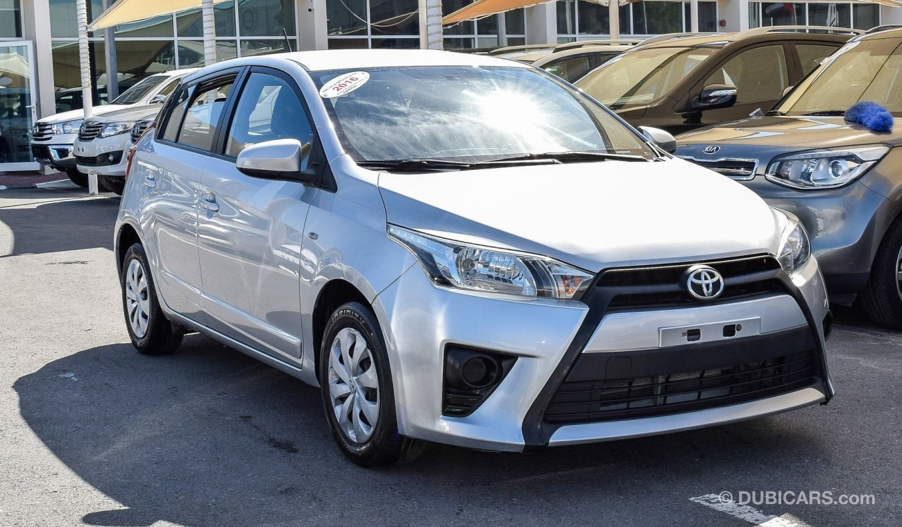 Toyota Yaris SE