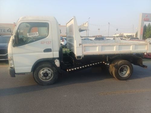 Mitsubishi Fuso Canter 