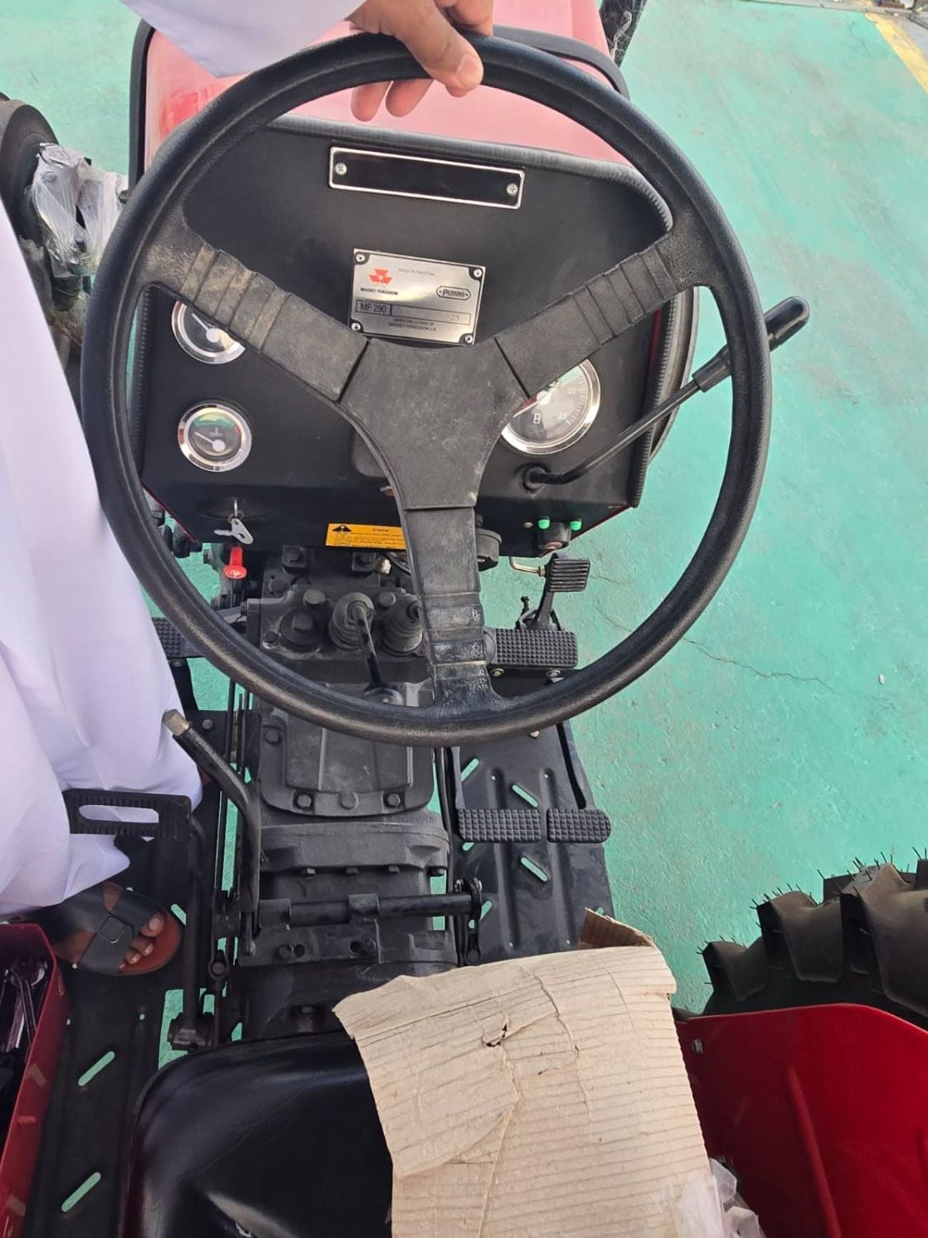 Massey Ferguson 290 MASSEY FERGUSON 290