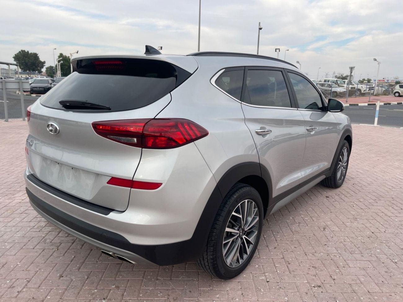 Hyundai Tucson Full Option Panorama 4 cameras