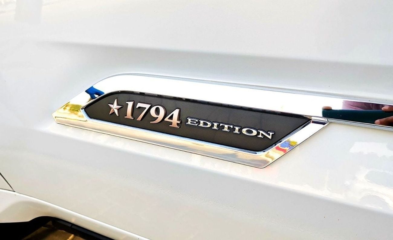 تويوتا تاندرا Toyota Tundra 1794 Edition ( Hybrid ) - 2024 - White