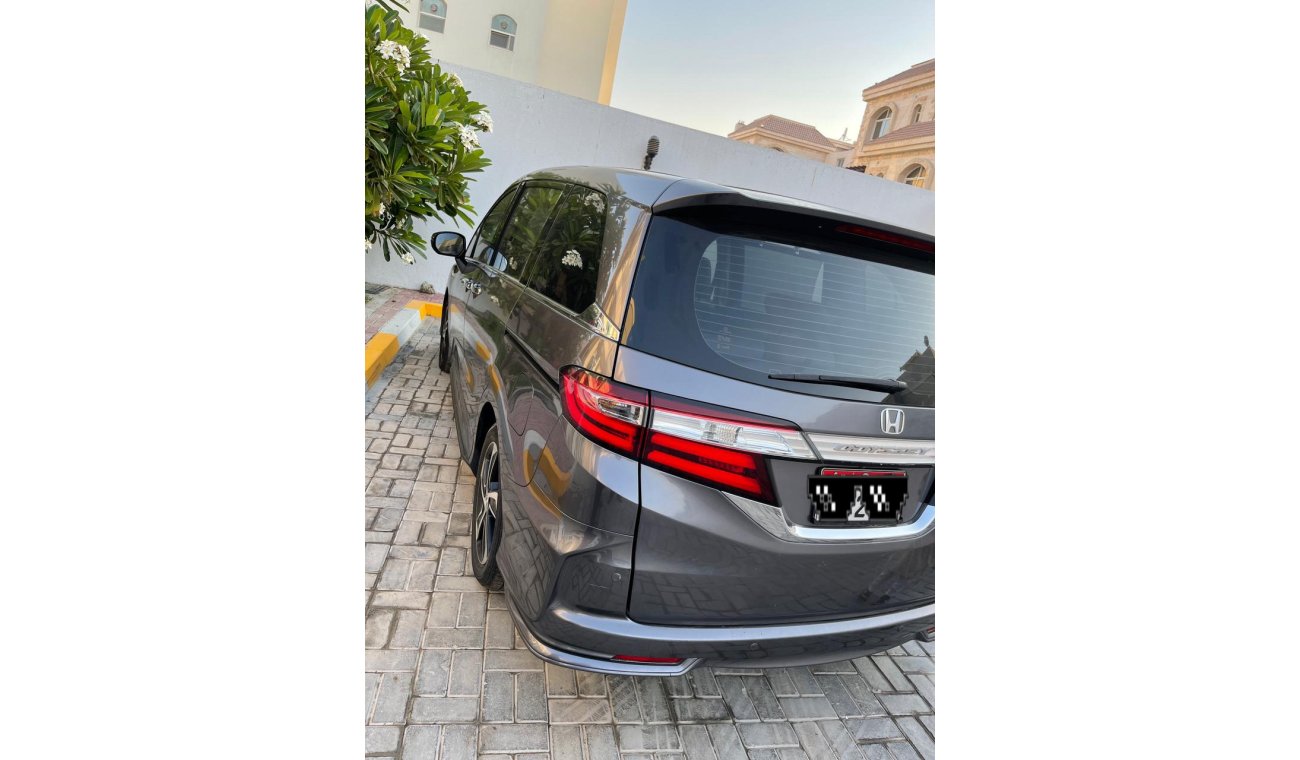 Honda Odyssey J