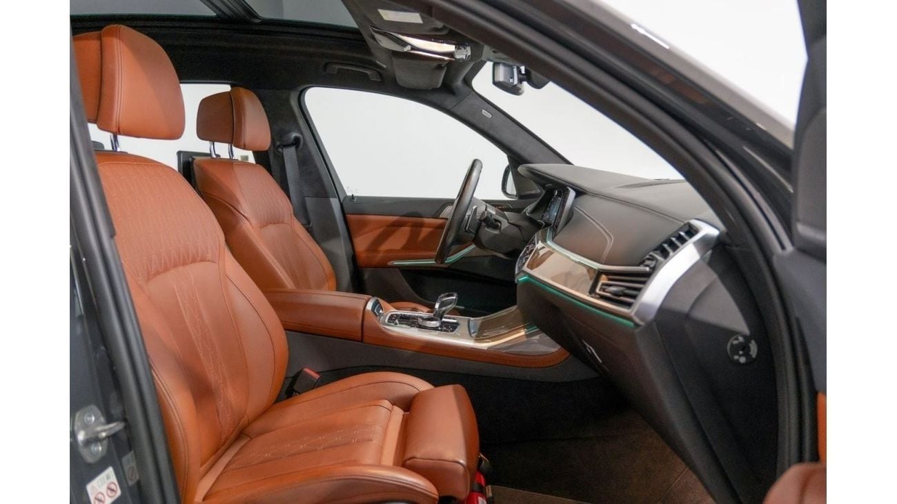 بي أم دبليو X7 M50i