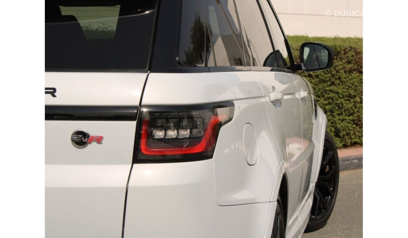 Land Rover Range Rover Sport SVR EDITION