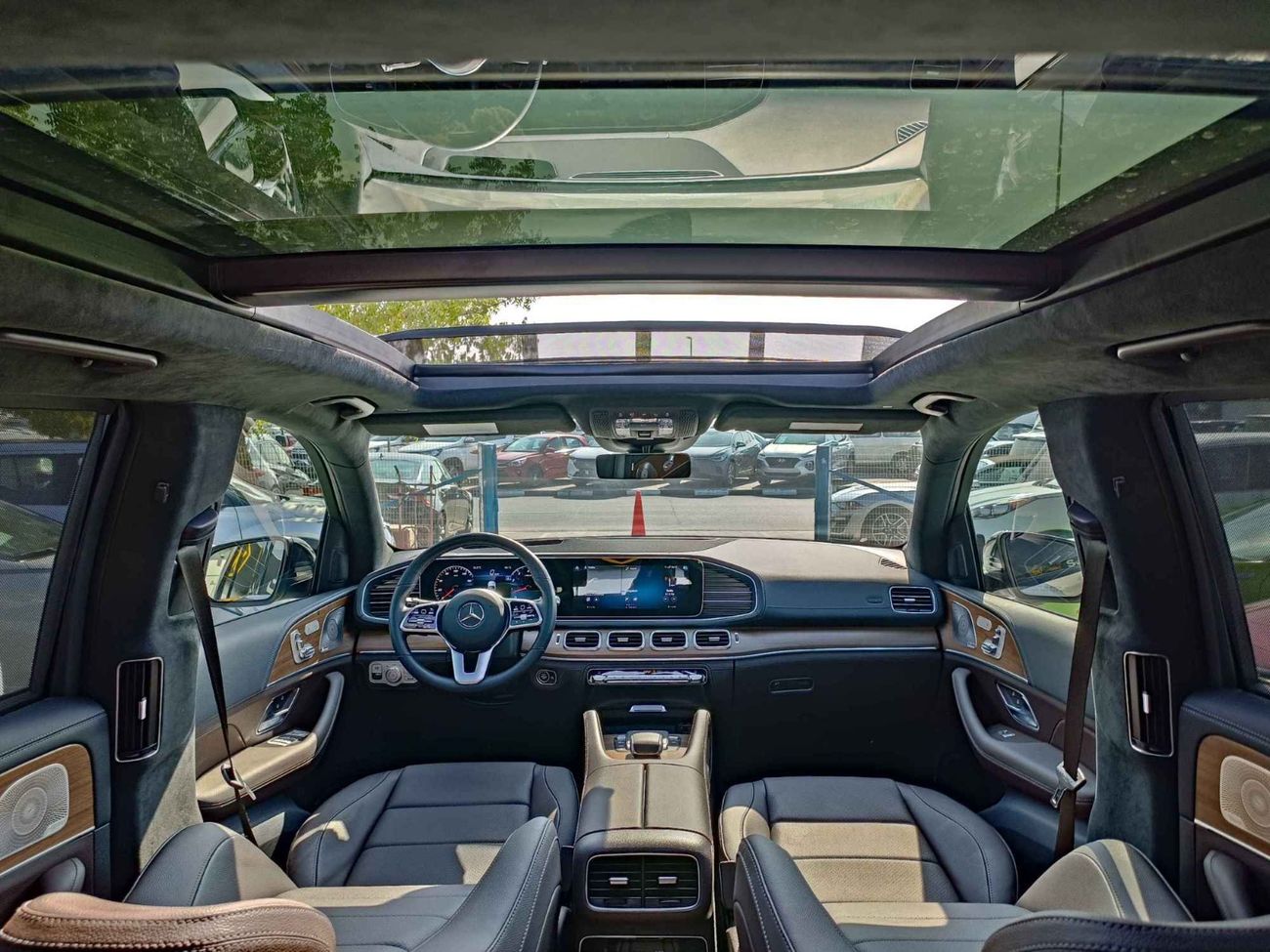 Mercedes-Benz GLE 350 FULL OPTION / 3.0L V6 PETROL, HEADUP DISPLAY / PANORAMIC / 360* CAMERA / 4WD  (CODE # 67922)