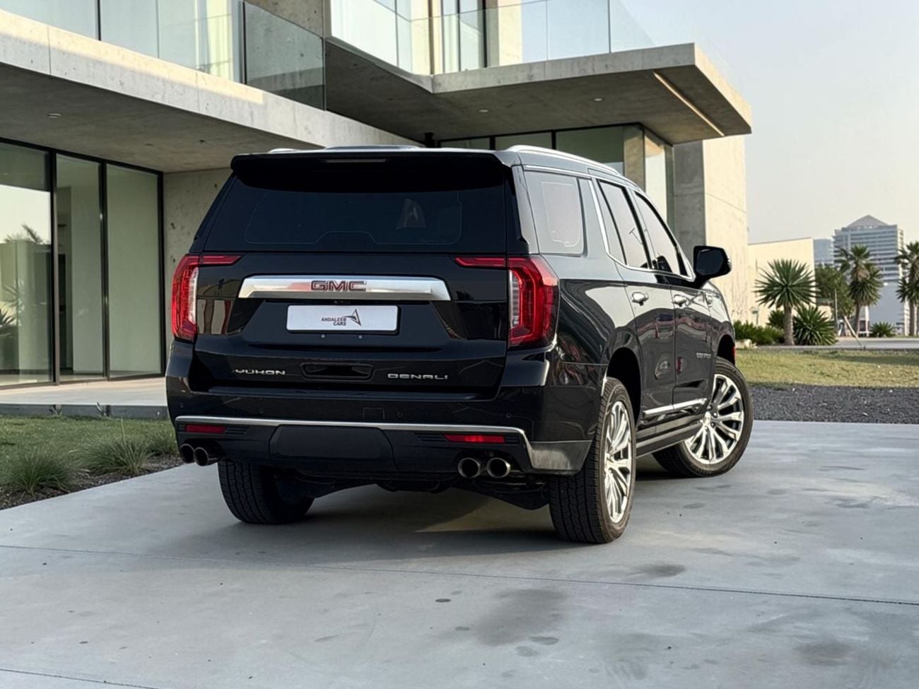 GMC Yukon Denali 6.2L (8 Seater) AED 2,080 P.M | 0% DOWN PAYMENT | GMC YUKON DENALI | 6.2L V8 | 2022 | GCC SPE