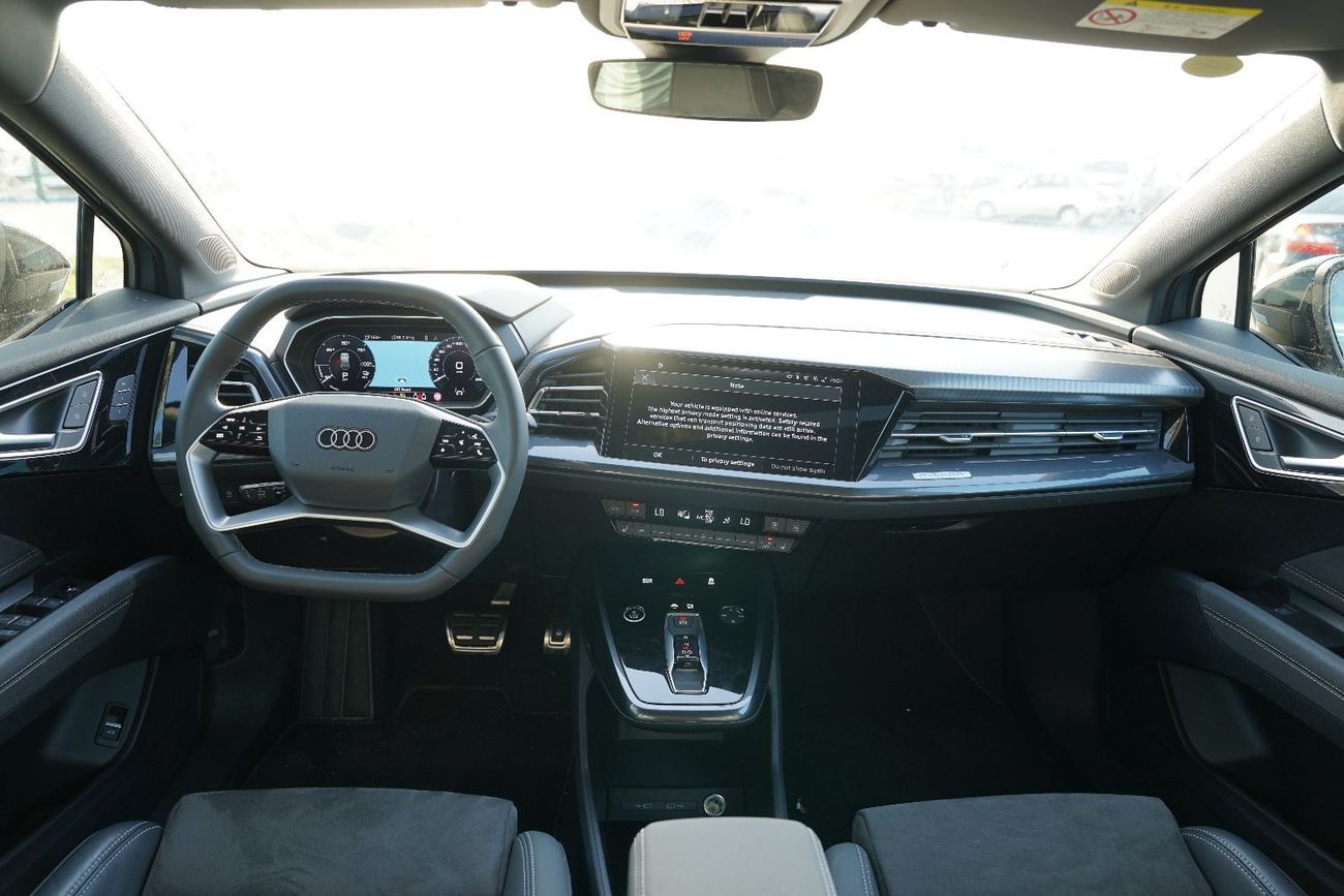 أودي اي ترون اودي كيو فور اي ترون 2024 كهربائية بالكامل