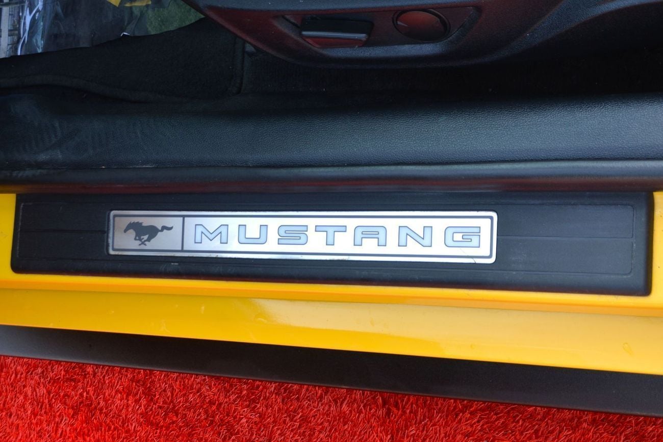 Ford Mustang STD BUMBLEBEE YELLOW BEAST