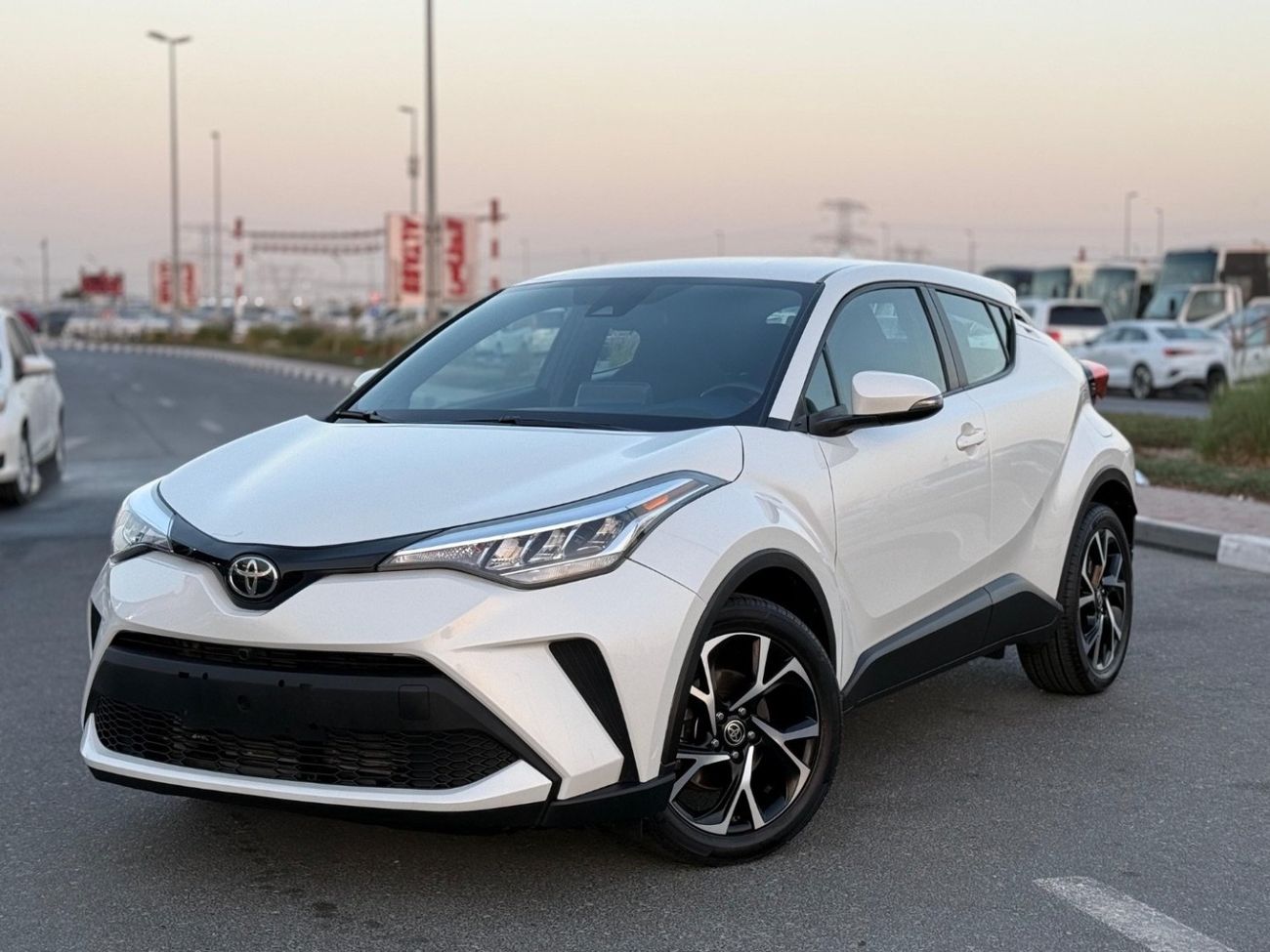 Toyota CHR TOYOTA C-HR XLE