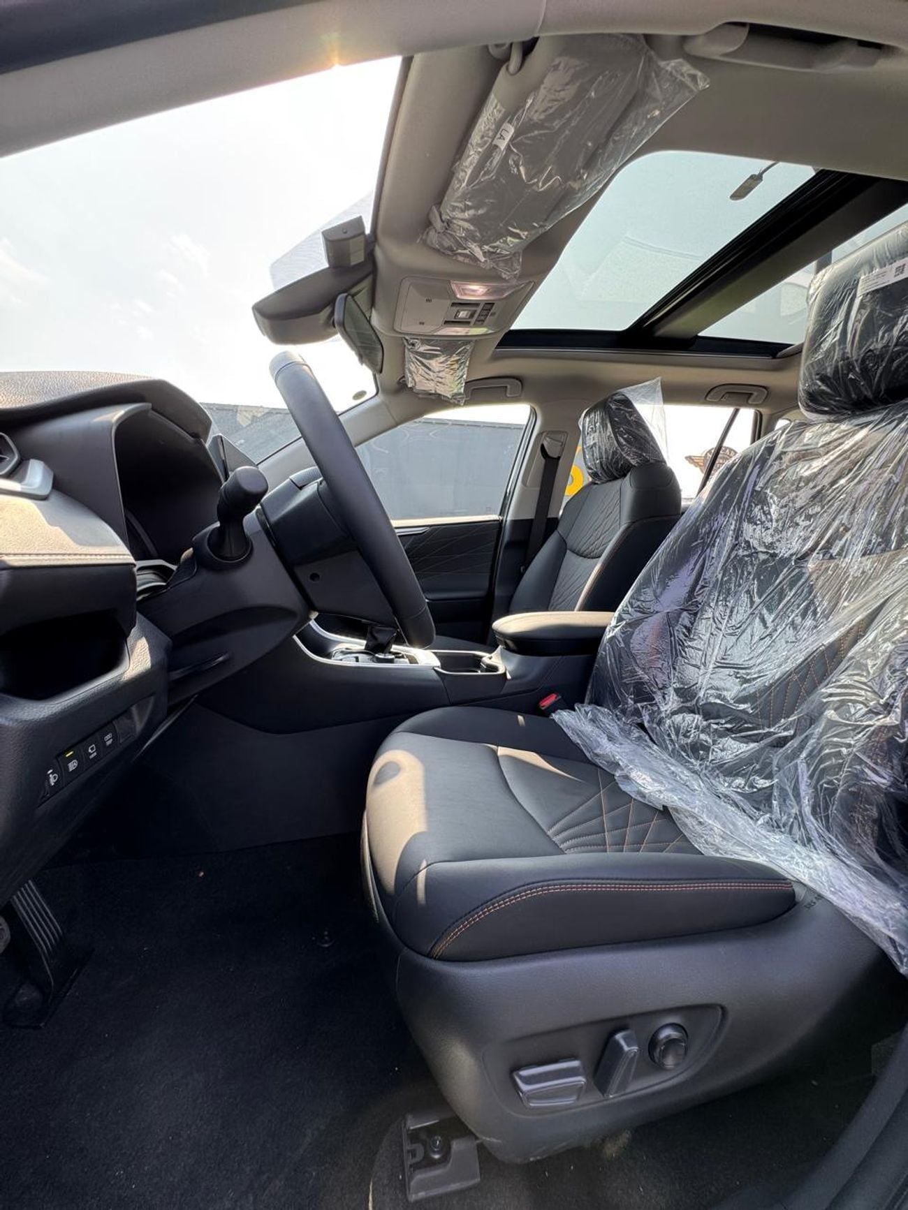 Toyota RAV4 VXR HEV راف 4 هايبرد 2025 دفع أمامي FWD