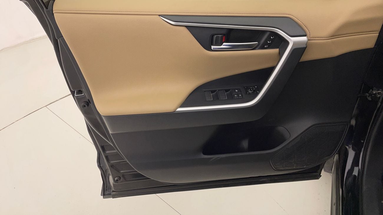 Toyota RAV4 VXR HEV 2.5 | Zero Down Payment | Home Test Drive