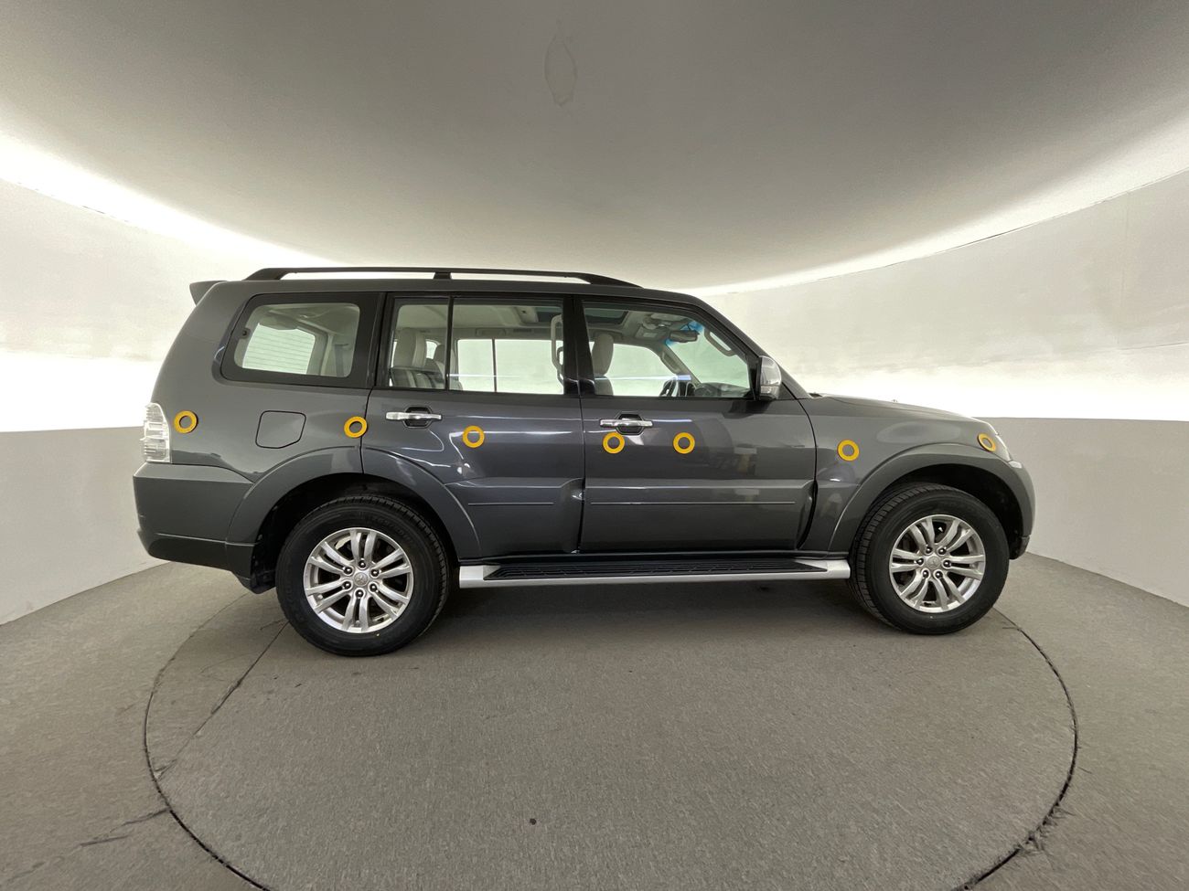 Mitsubishi Pajero GLS Highline | Carnival Sale • UP TO AED 20,000 OFF | Guaranteed Warranty | 0 Down Payment