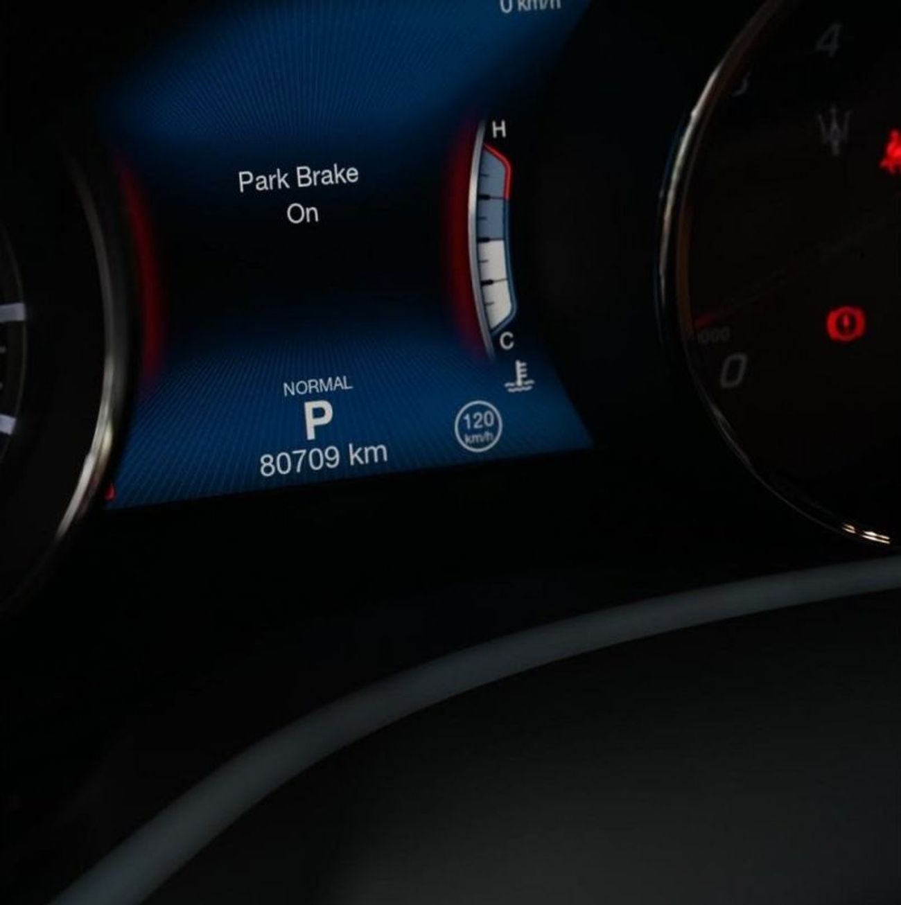 Maserati Quattroporte Base