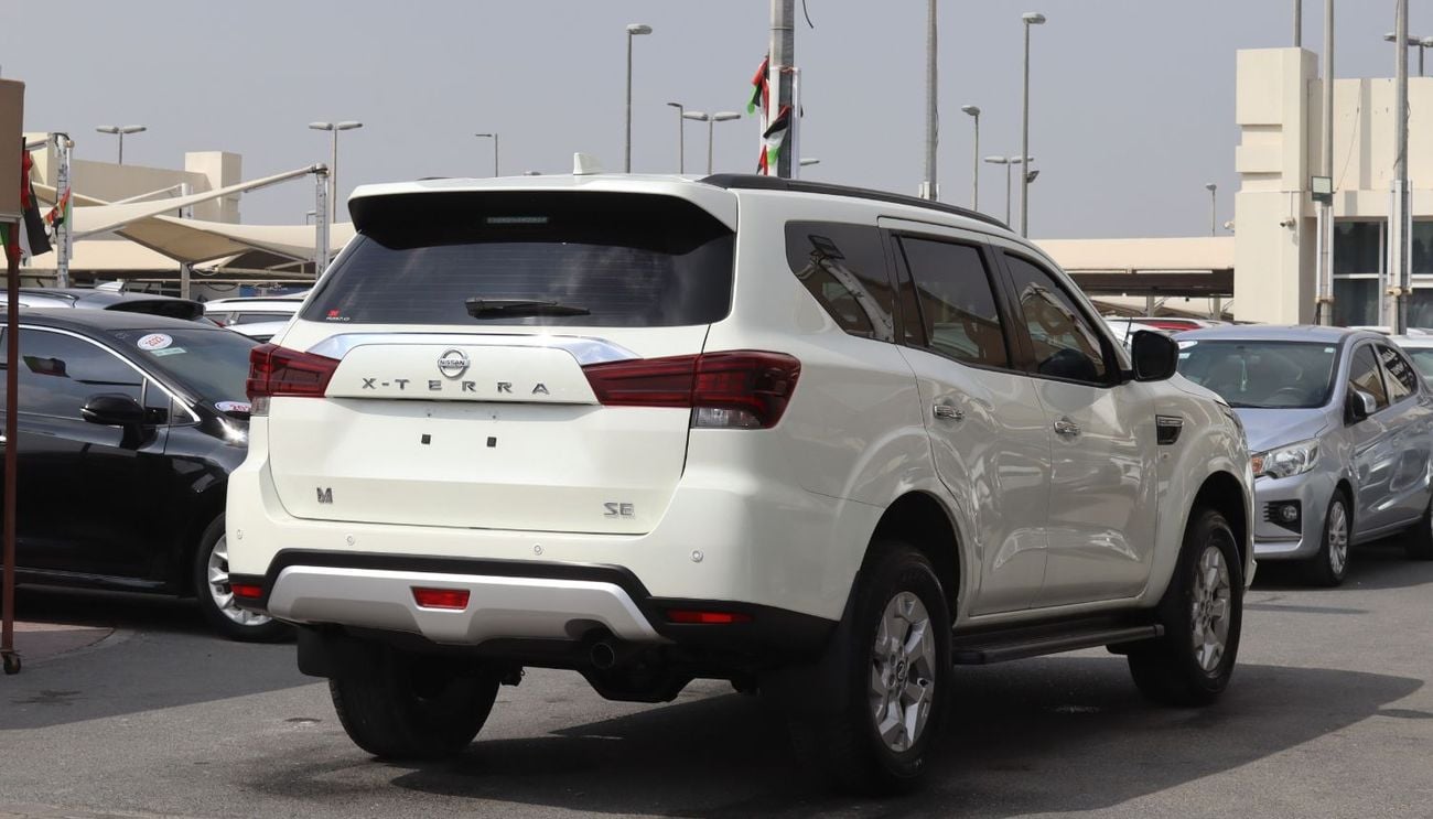 نيسان إكستيرا نيسان إكستيرا - 2023 - خليجى - بدون حوادث -  بمحرك 2.5 -ممشى قليل - بحاله ممتازه