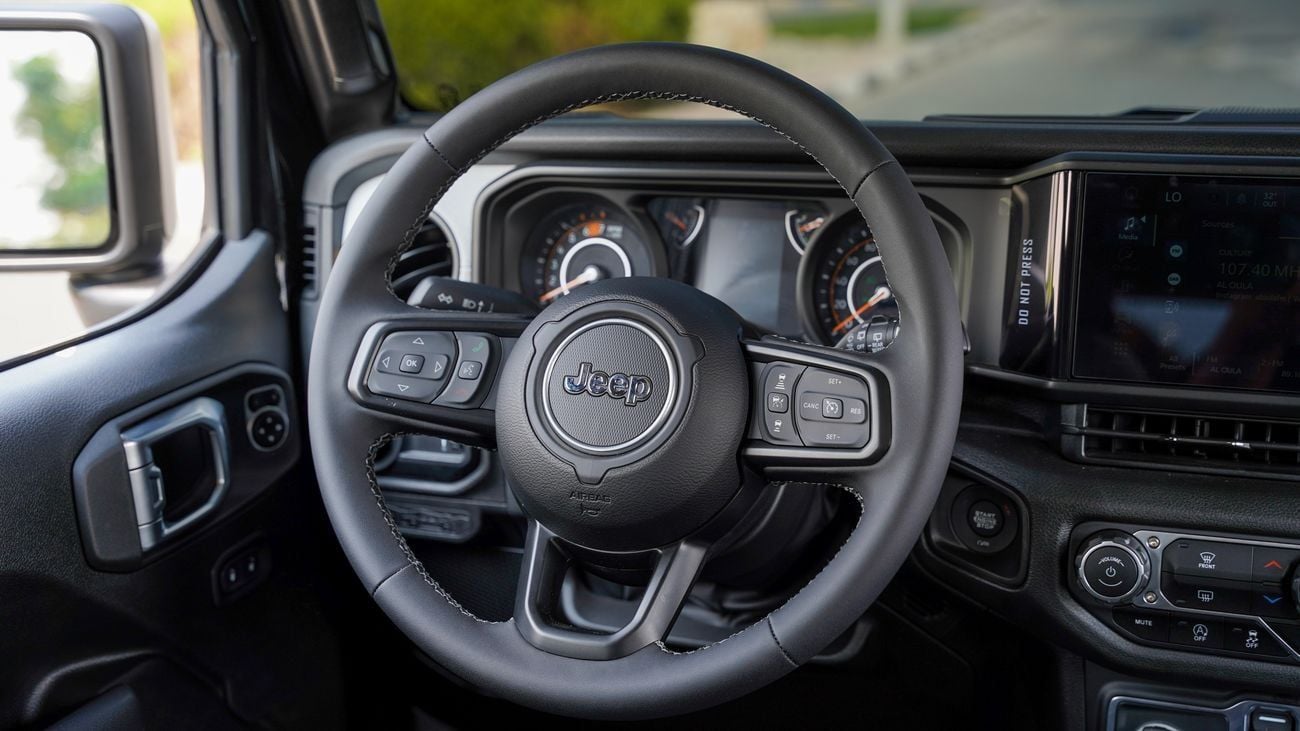 Jeep Wrangler JEEP WRANGLER SPORT SANDSTORM 2.0 TURBO 270HP LIFT KIT, MOPAR AIR COMPRESSOR, OFF ROAD LIGHT, OFF RO