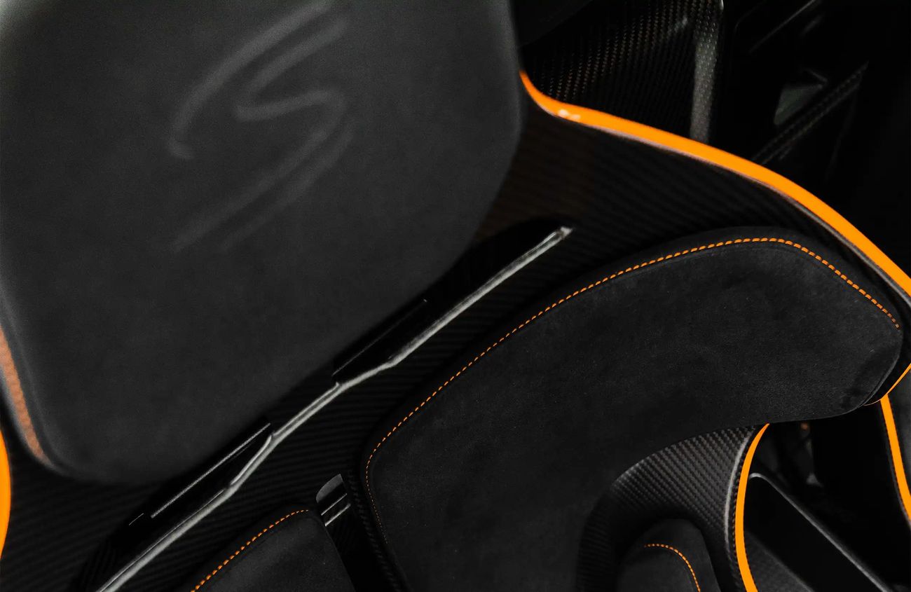 مكلارين سينا 4.0L V8 Twin-Turbocharged Engine