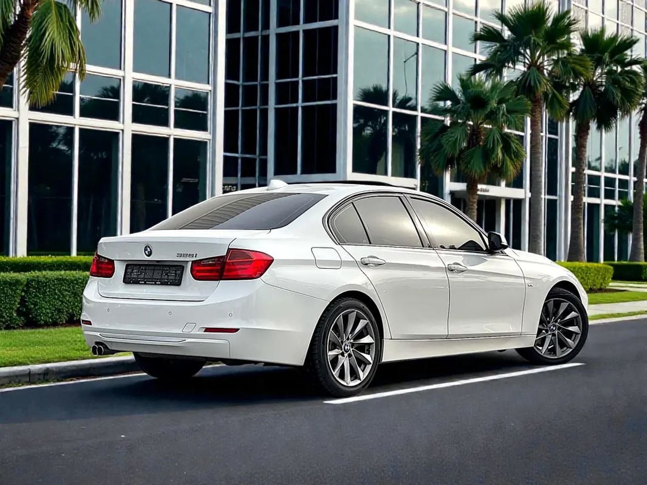 BMW 328i 3 SERIES | 328i Modern | ORIGINAL PAINT | FREE ACCIDENT | LOW MILEAGE