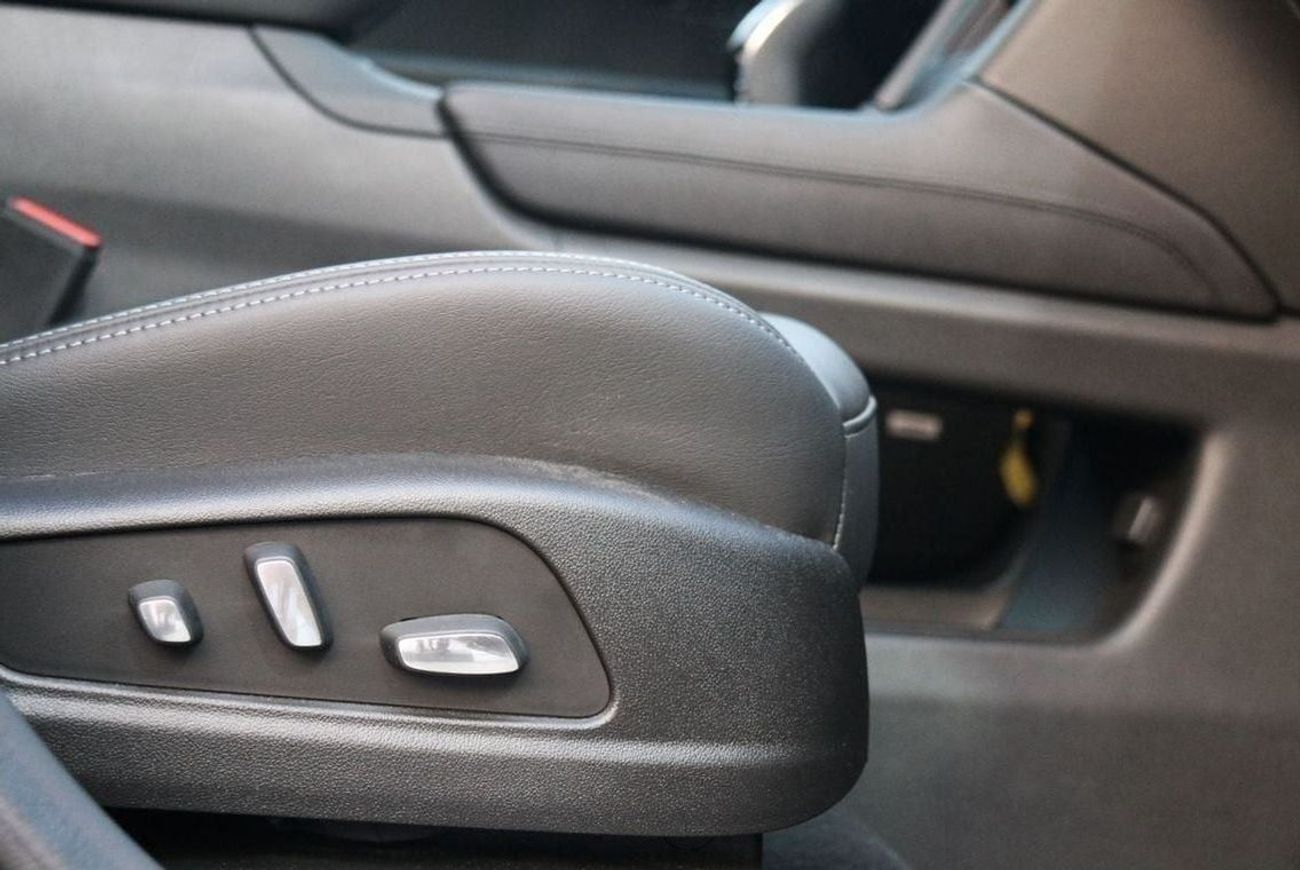 Cadillac XT6 Cadillac XT6 2023 AWD | Best Offer | 133000 AED Export Price