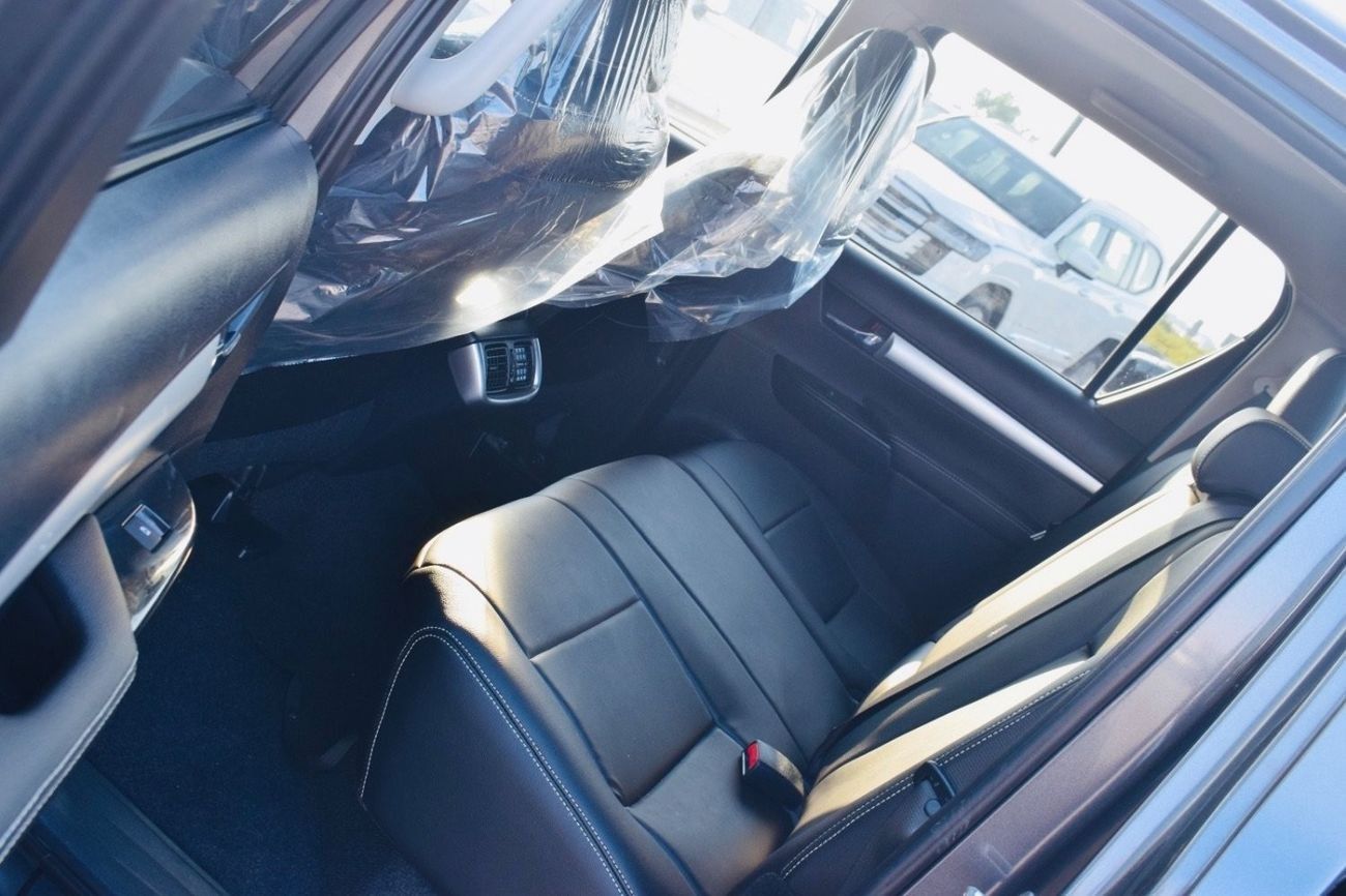 Toyota Hilux Toyota Hilux pickup 2020 Years 2.8 Diesel push start Accident free