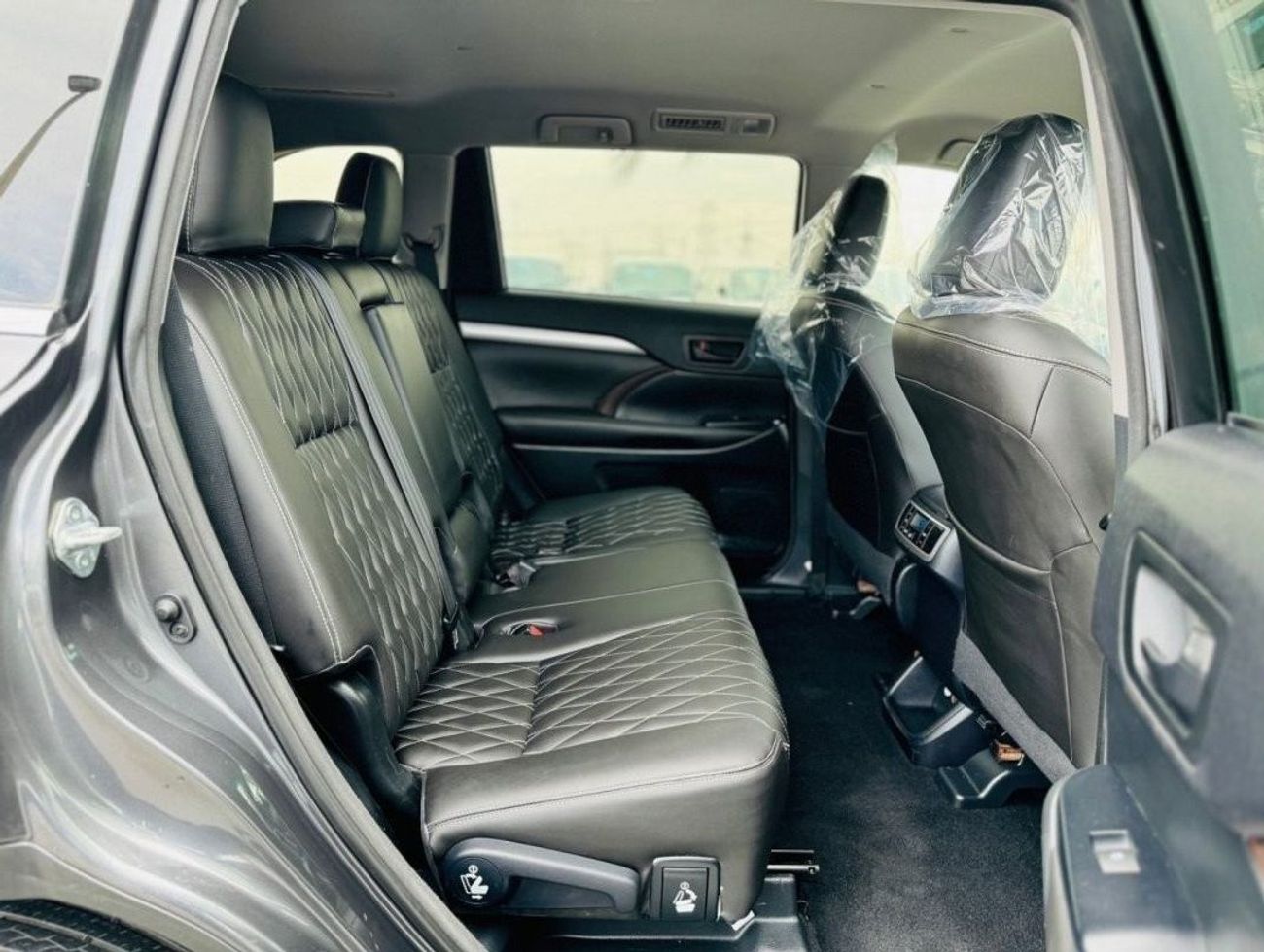 تويوتا كلوجير Toyota Kluger RHD