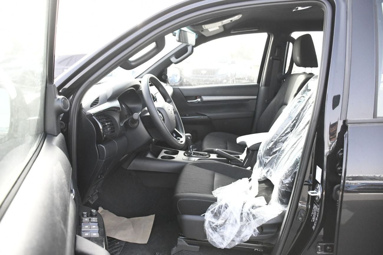 تويوتا هيلوكس Toyota Hilux 4.0 LTR V6 Adventure Automatic Petrol 4x4 With Air Compressor