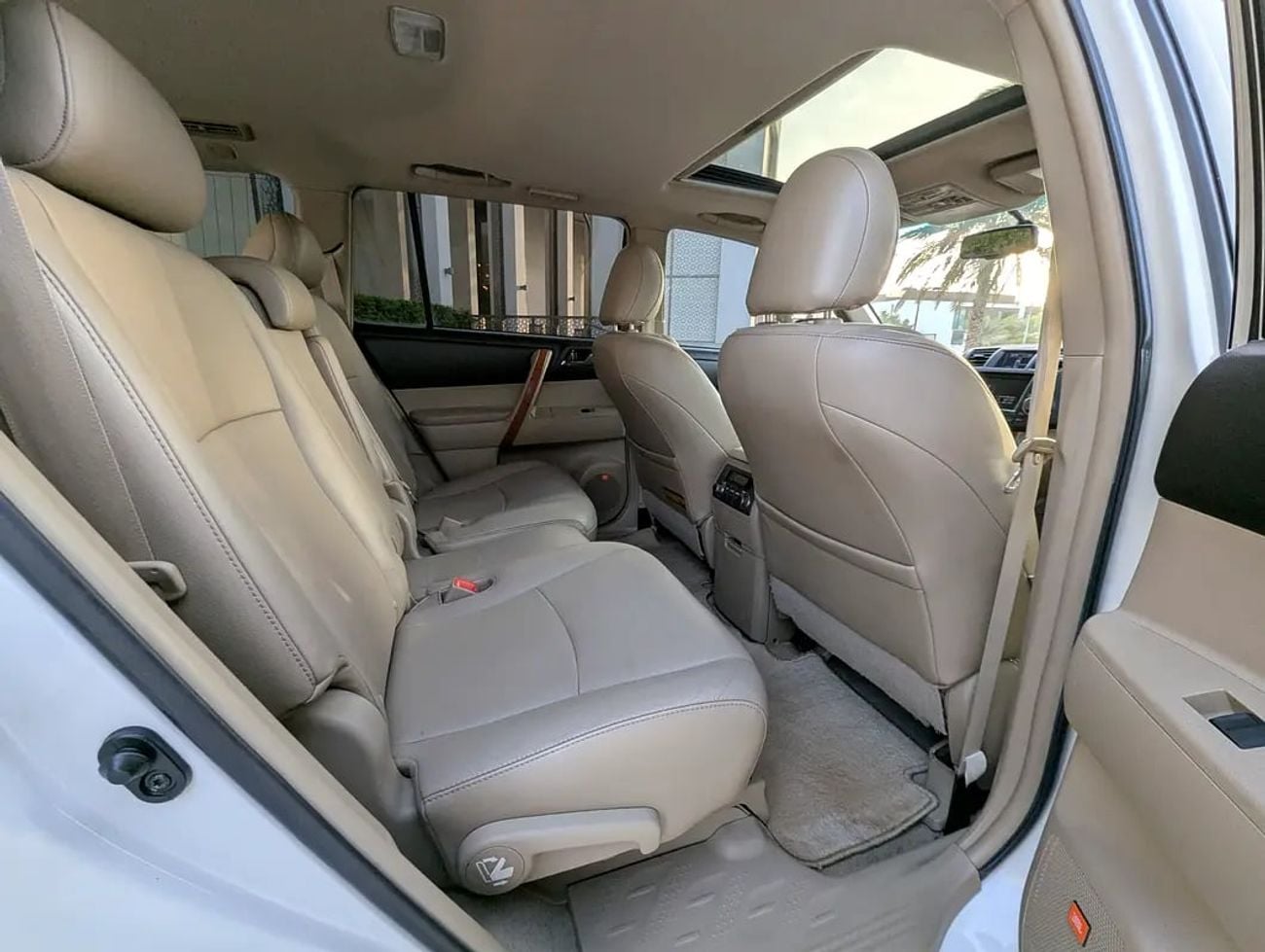 تويوتا هايلاندر Limited | American Specs | Well Maintained Full Option With Low KM