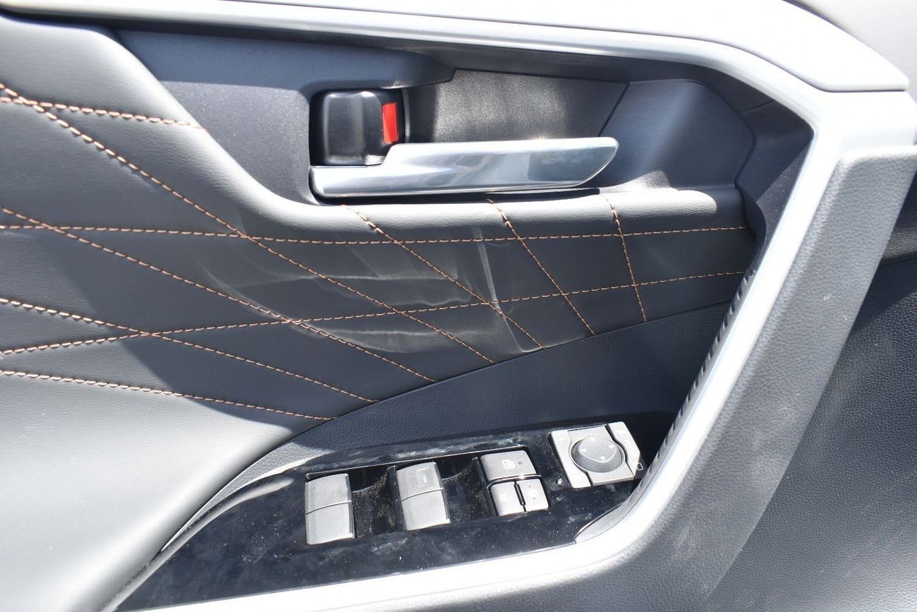 تويوتا راف ٤ 2.5L (2WD) EX