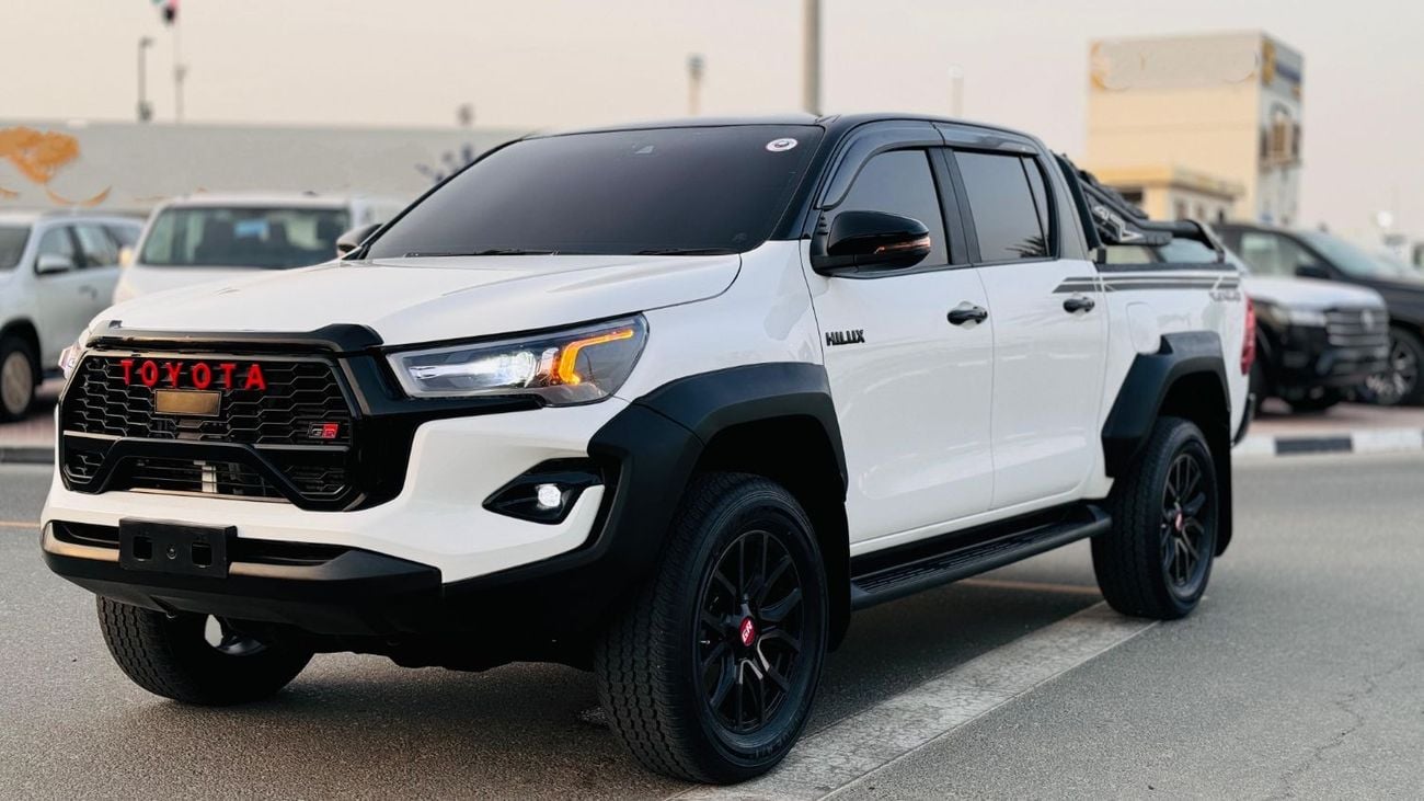 تويوتا هيلوكس -