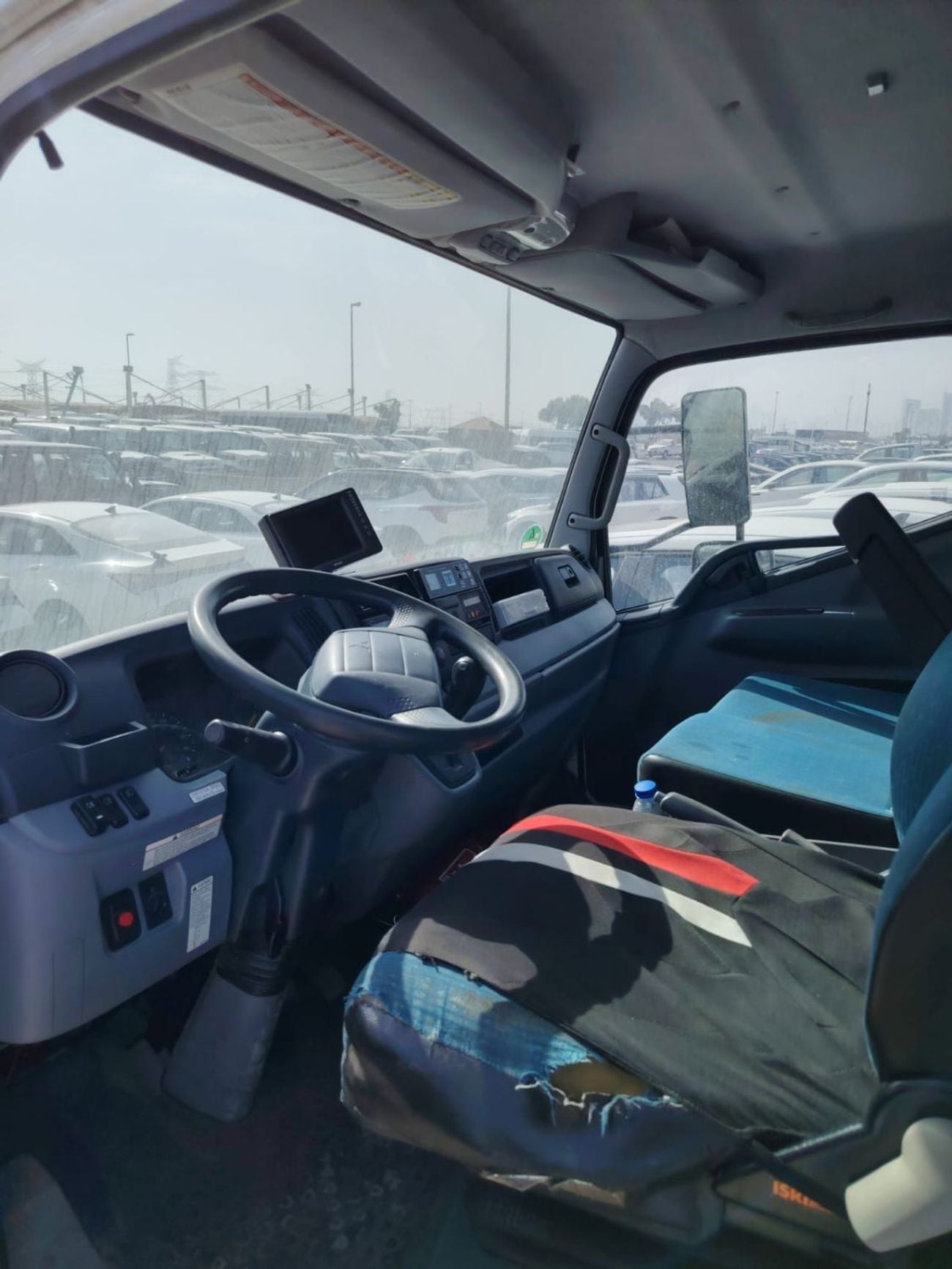 ميتسوبيشي فوسو كانتير  MITSUBISHI FUSO ROSA USED WITH NEW REFRIGERATOR BOX EUROPEAN SPECS 2014 MODEL