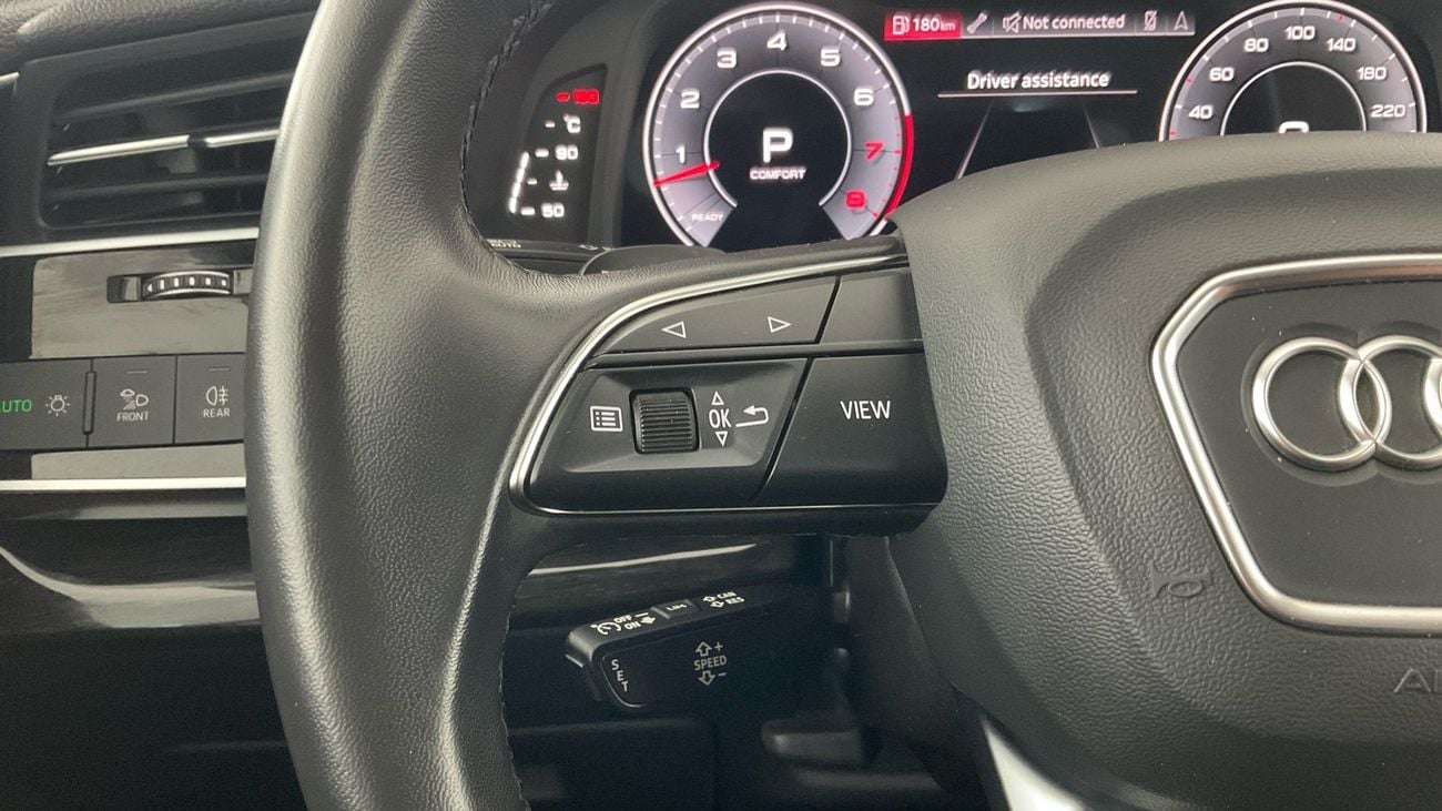 أودي Q7 55 TFSI quattro S-Line | upto AED 20,000 Ramadan Discount | شامل الضمان | 0 ﺪﻔﻋﺓ ﺃﻮﻟﻯ