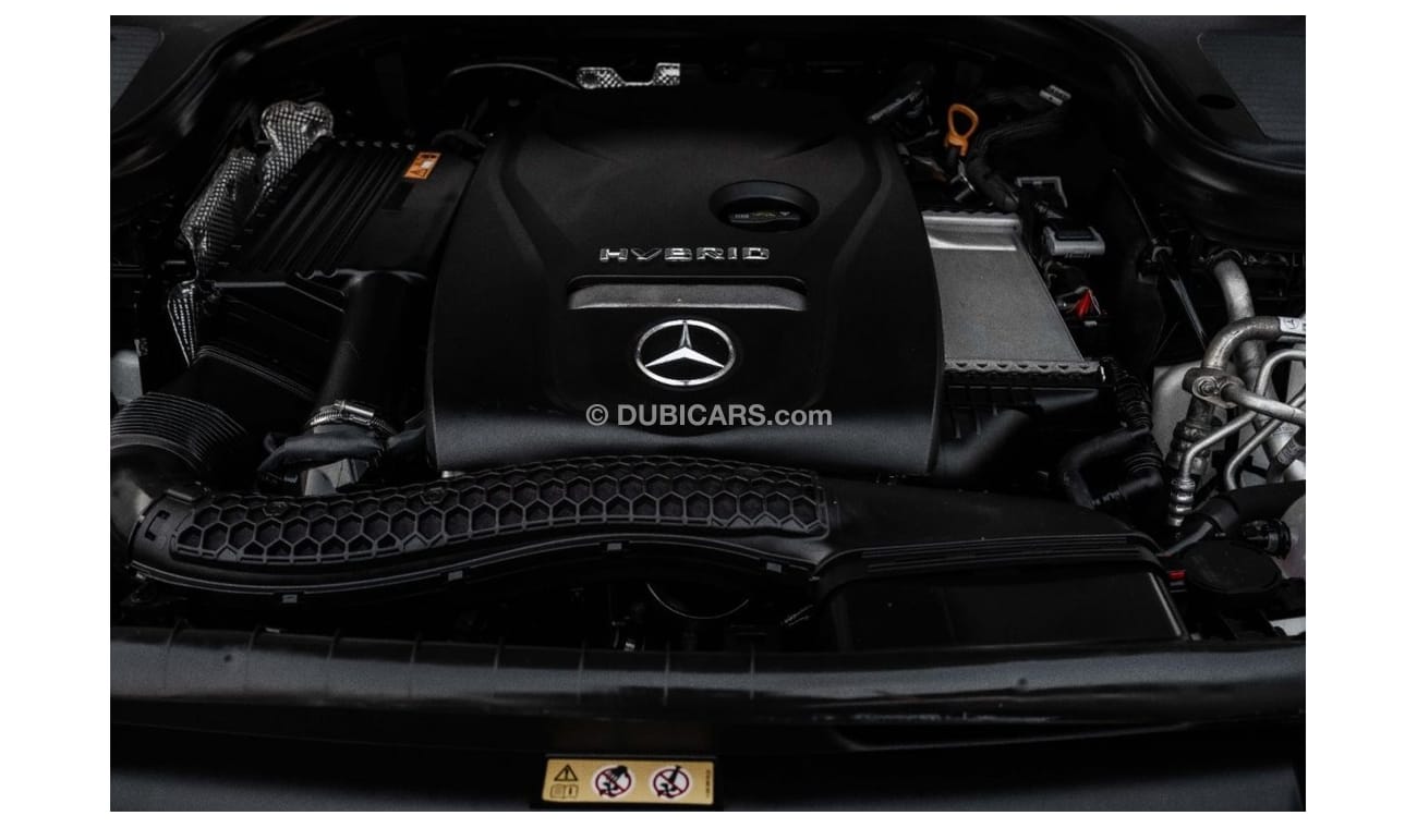 Mercedes-Benz GLC 350 Hybrid | 3,329 P.M  | 0% Downpayment | Perfect Condition!