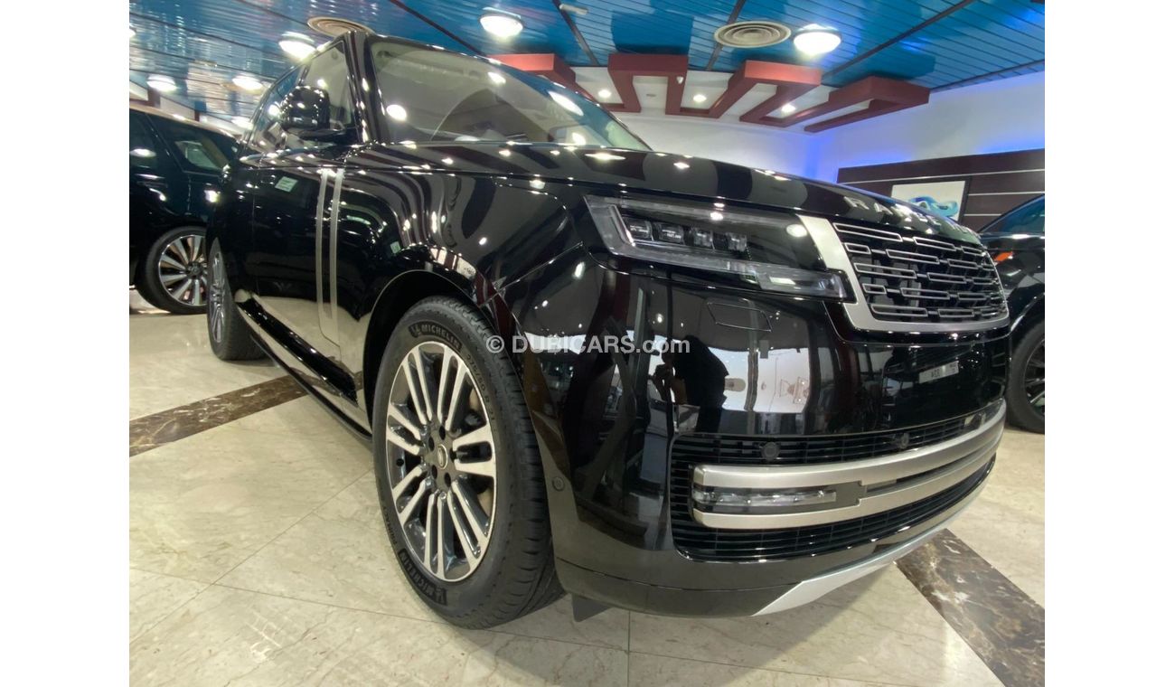Land Rover Range Rover BRAND NEW GCC SPEC UNDER WARRANTY AND SERVICE CONTRACT