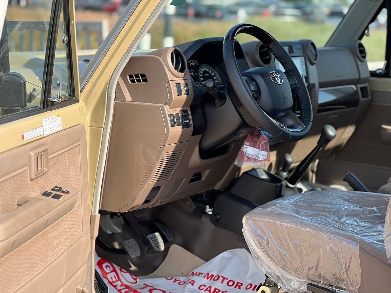 تويوتا لاند كروزر بيك آب S/C LC79 2.8L DSL M/T // 2025 // STD OPTION WITH DIFF LOCK , DVD&BACK CAMERA // SPECIAL OFFER // BY 